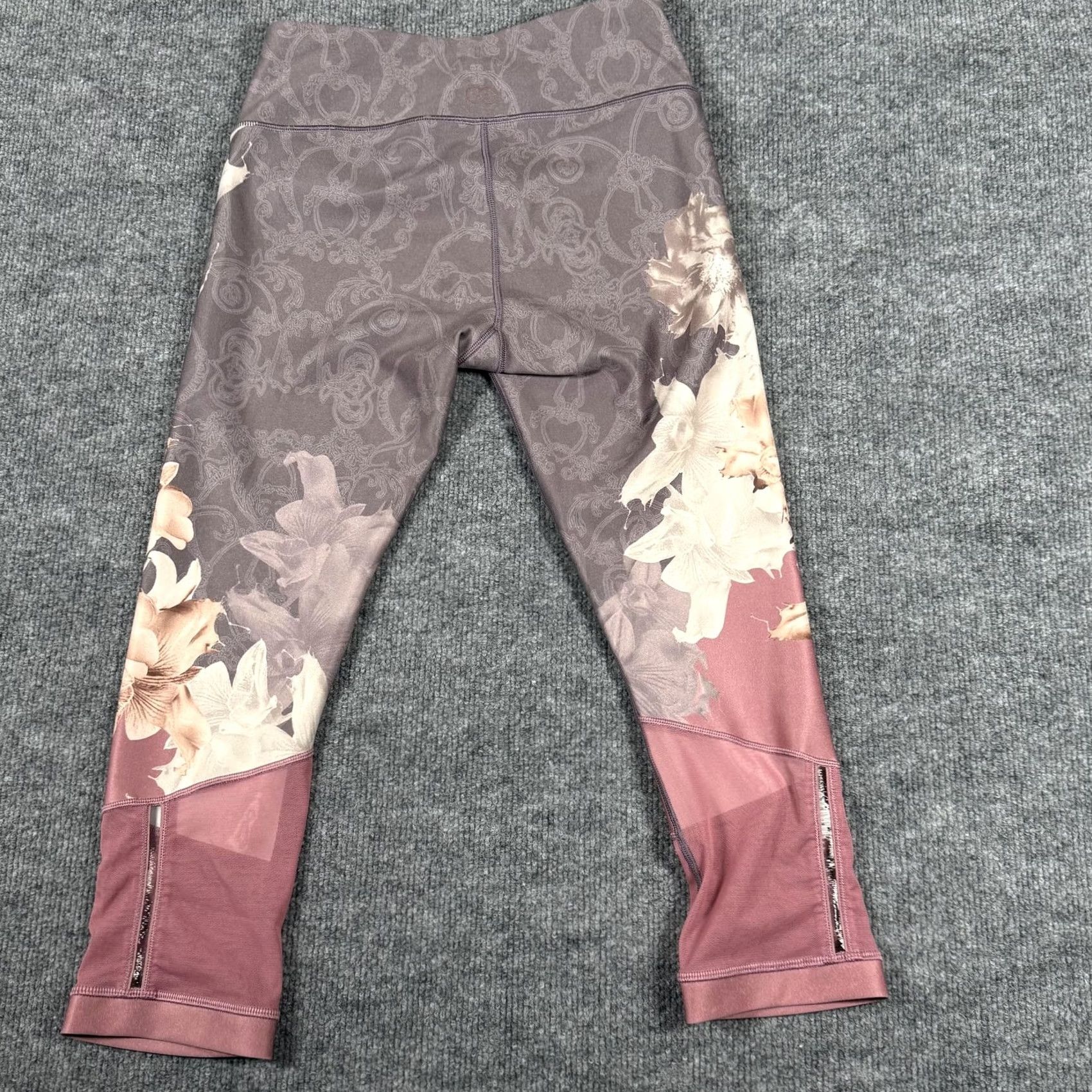 Vintage Calia By Carrie Underwood Leggings Womens Small Purple Floral Print Yoga Gym Athleisure Cap risers? Size 28" / US 6 / IT 42 - 3 Thumbnail