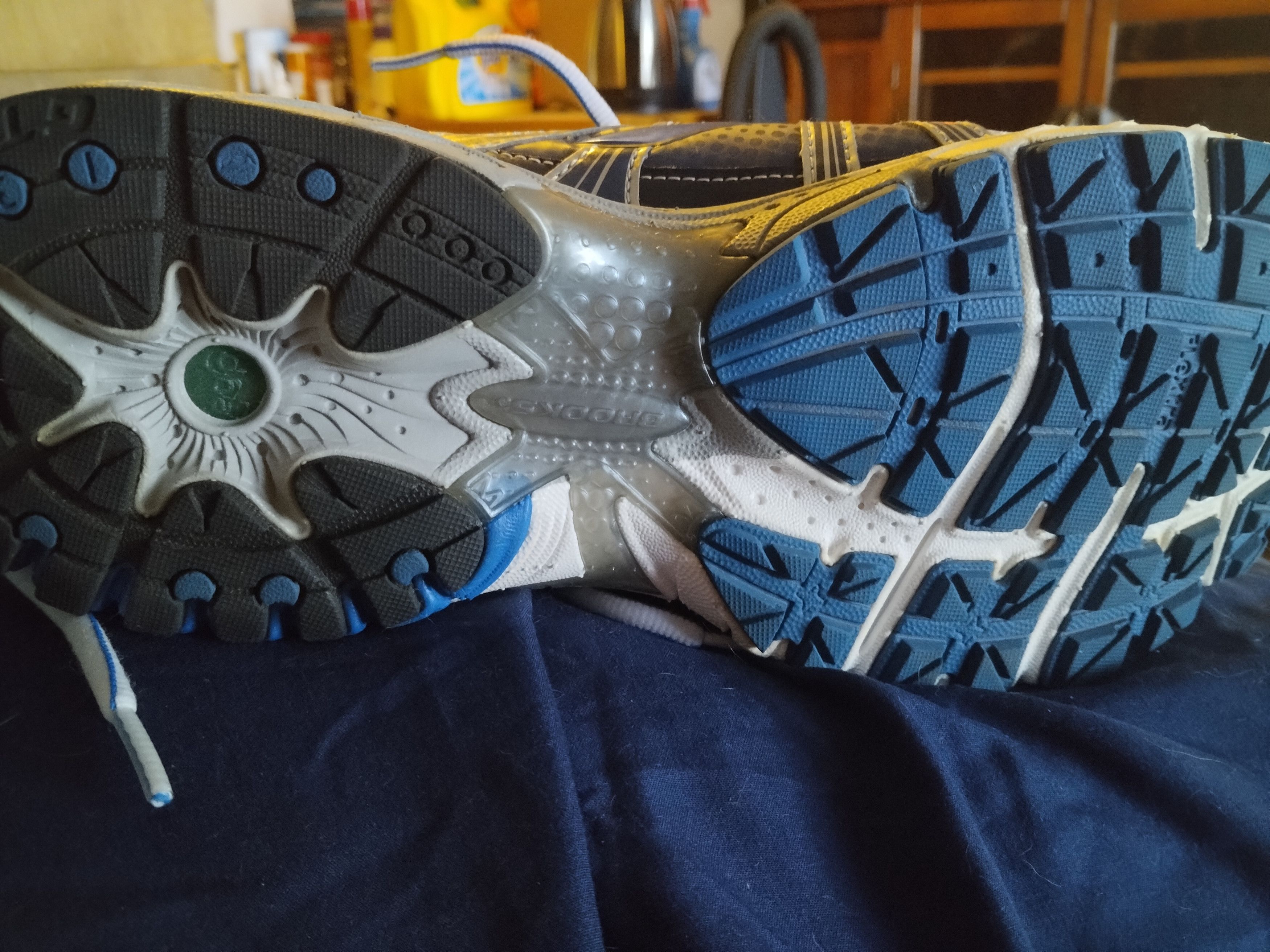 Brooks Adrenaline GTS 13 Size US 9.5 / EU 42-43 - 7 Thumbnail