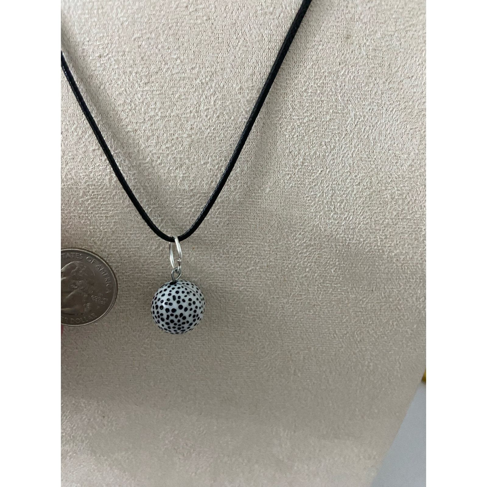 Handmade Upcycled white polka dot pendant necklace Size ONE SIZE - 2 Thumbnail