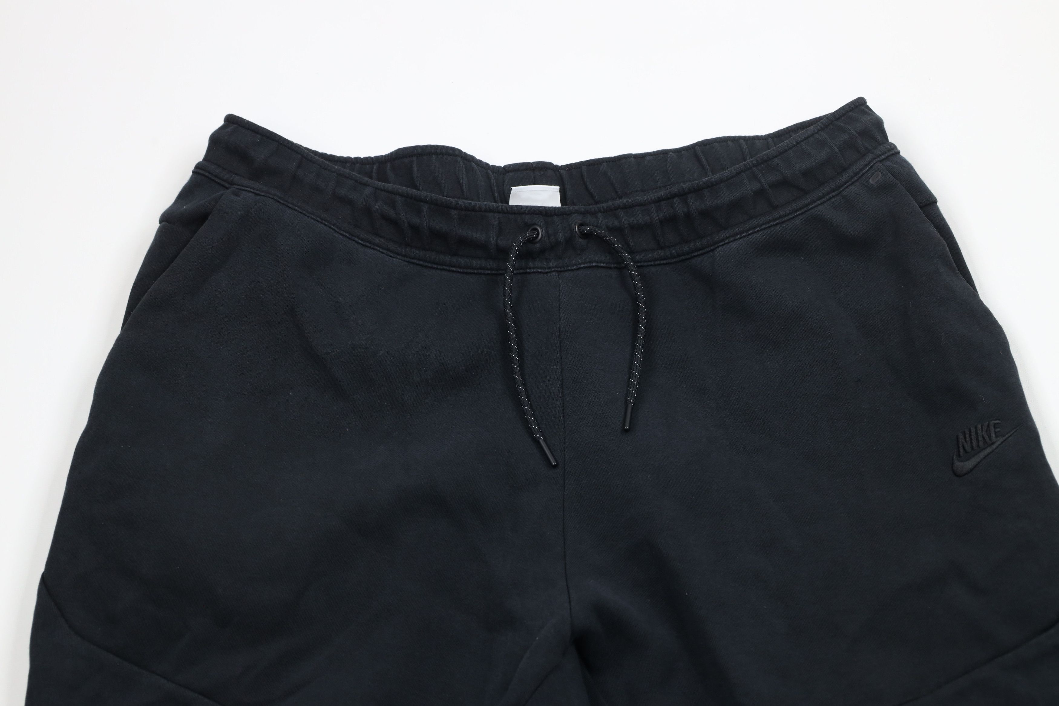 Nike Nike Tech Fleece Spell Out Cuffed Sweatpants Joggers Black Size US 40 / EU 56 - 2 Thumbnail