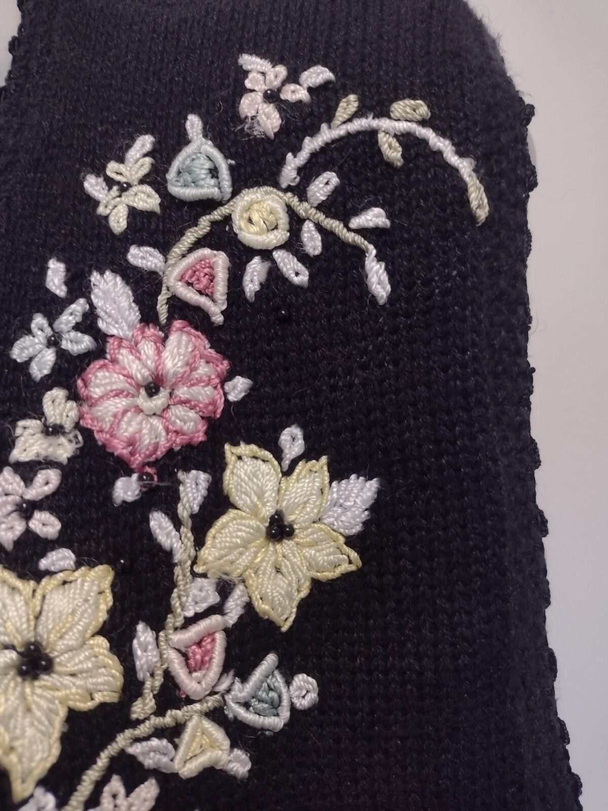TWNTY-TWO VTG 90s XL Ramie Cotton Floral Embroidered Knit Vest Black Size XL / US 12-14 / IT 48-50 - 6 Thumbnail