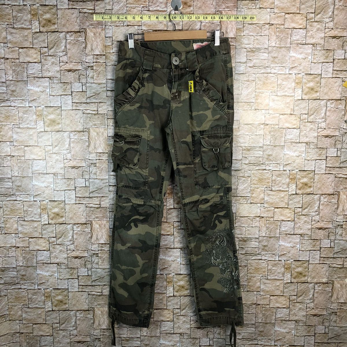 Japanese Brand As Know Is De Base Camo Green Cargo Multipocket Pants #A595 Size 28" / US 6 / IT 42 - 1 Thumbnail