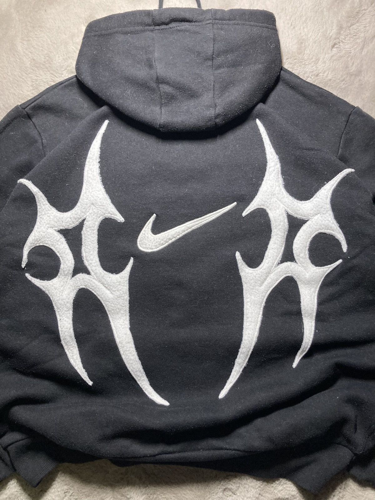 Nike × Vintage ⛩️nike hoodie custom fleece vintage y2k center big logo Size US M / EU 48-50 / 2 - 3 Thumbnail
