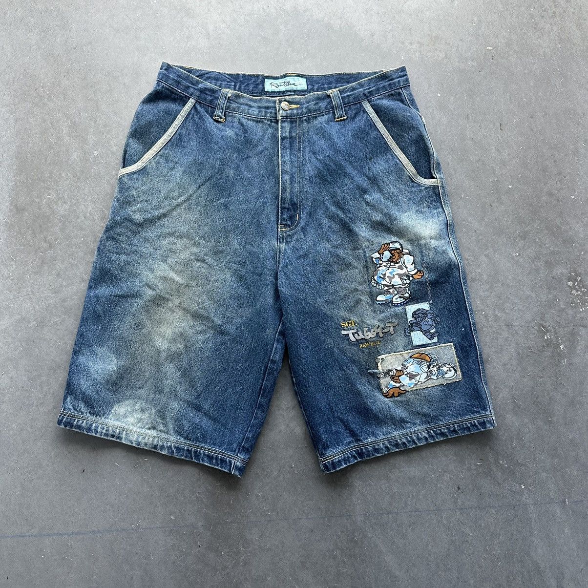 Short En Jean Bleu FUBU Vintage Style Y2K, Taille 16, Coupe Baggy 10", Goutte à Goutte - Occasion Très Bon état