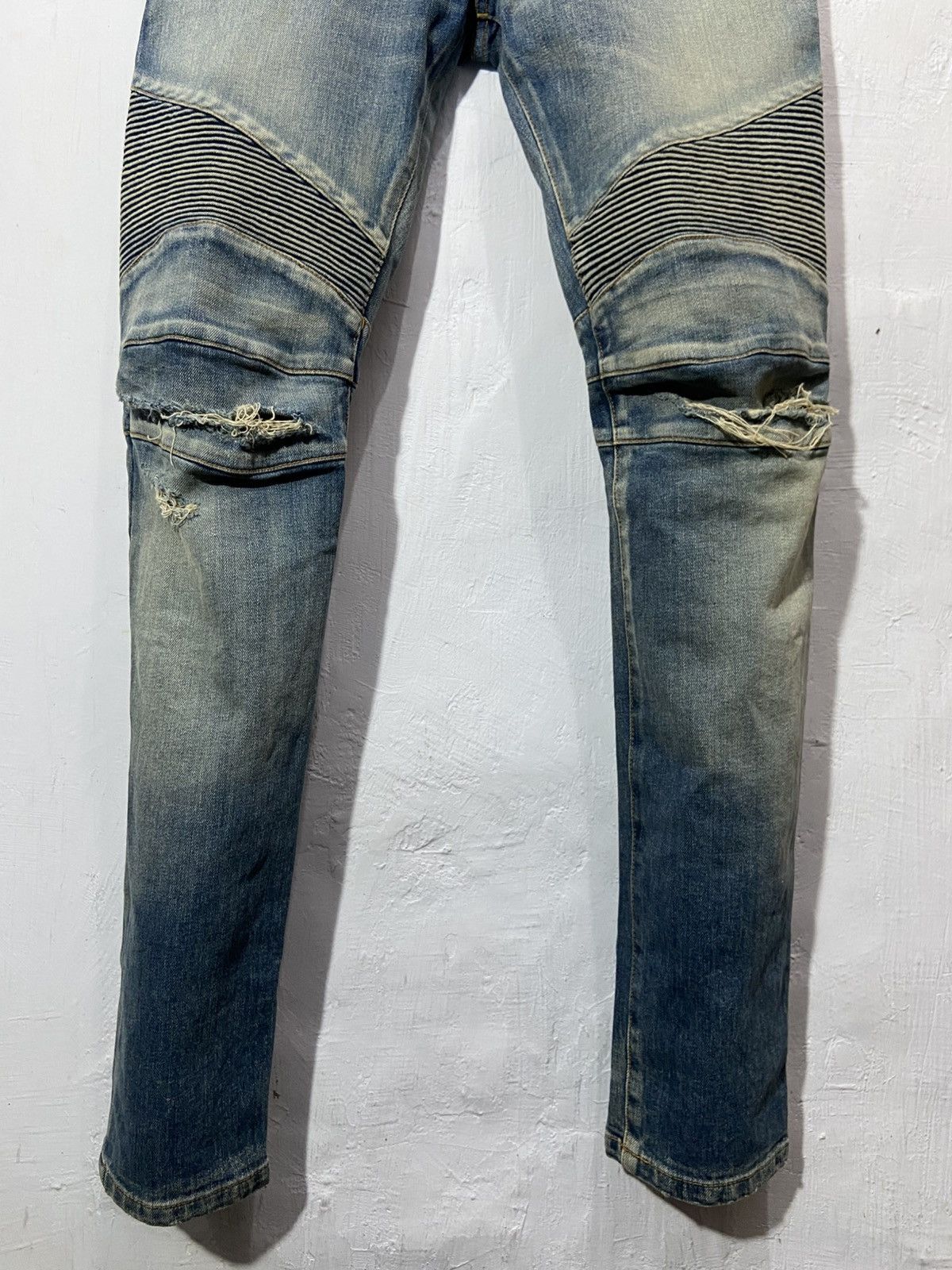Balmain Balmain Denim Distressed Jeans moto bike Size US 31 - 10 Thumbnail