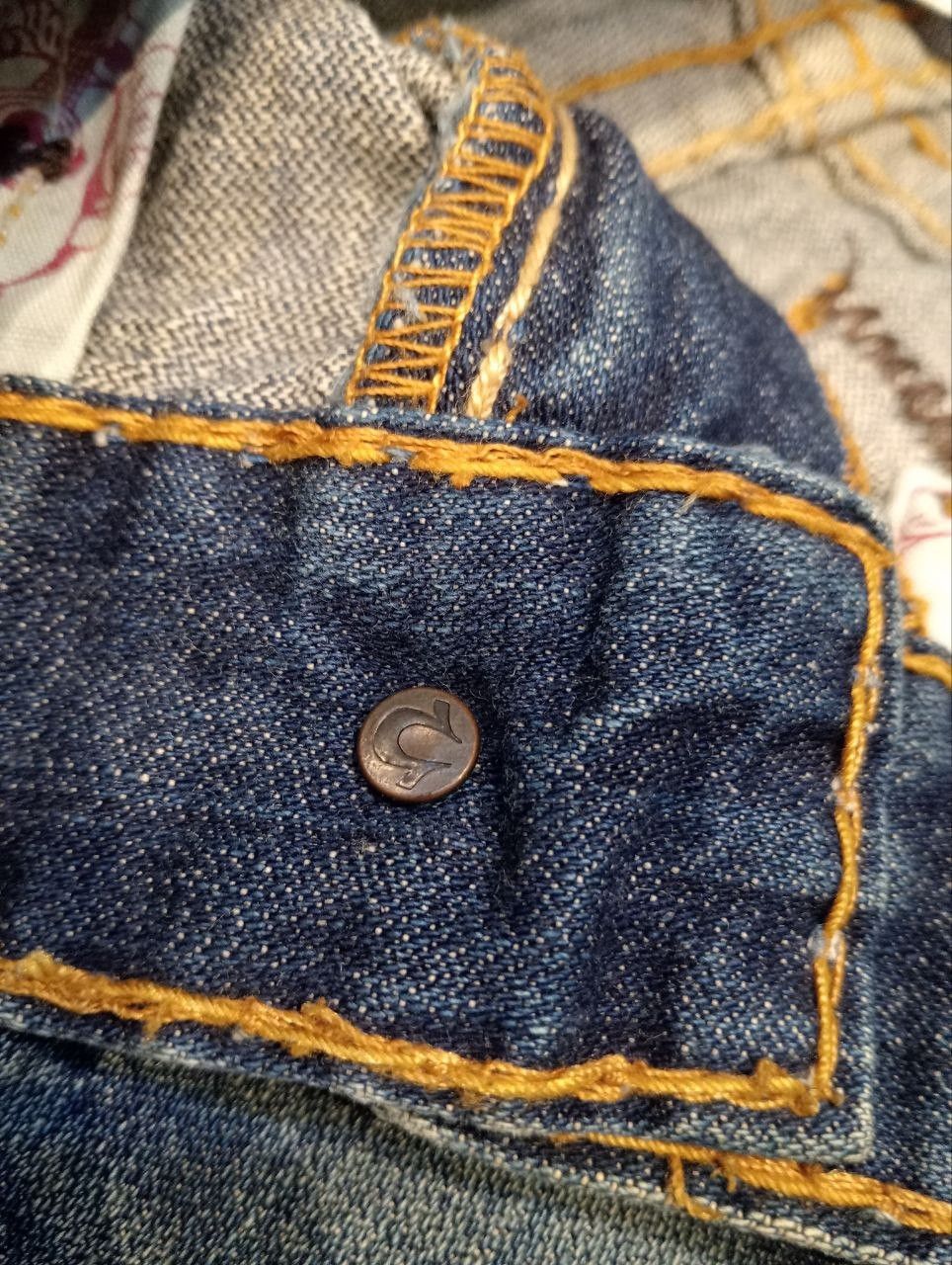True Religion VINTAGE TRUE RELIGION WASHED BLUE DENIM PANTS Size US 29 - 10 Thumbnail