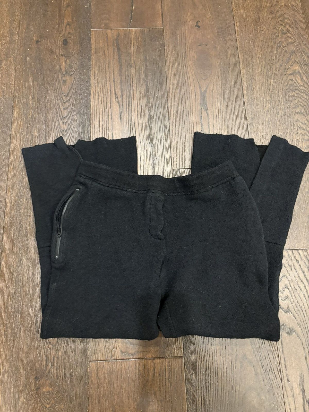 Helmut Lang Helmut Lange Low Rise Cropped Sweatpants Size 28" / US 6 / IT 42 - 1 Thumbnail