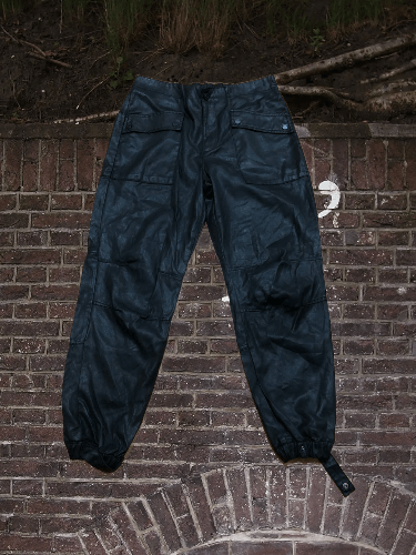 Allsaints ALLSAINTS tapered leg and elasticated cuffs PANTS CARGO Size 28" / US 6 / IT 42 - 1 Thumbnail