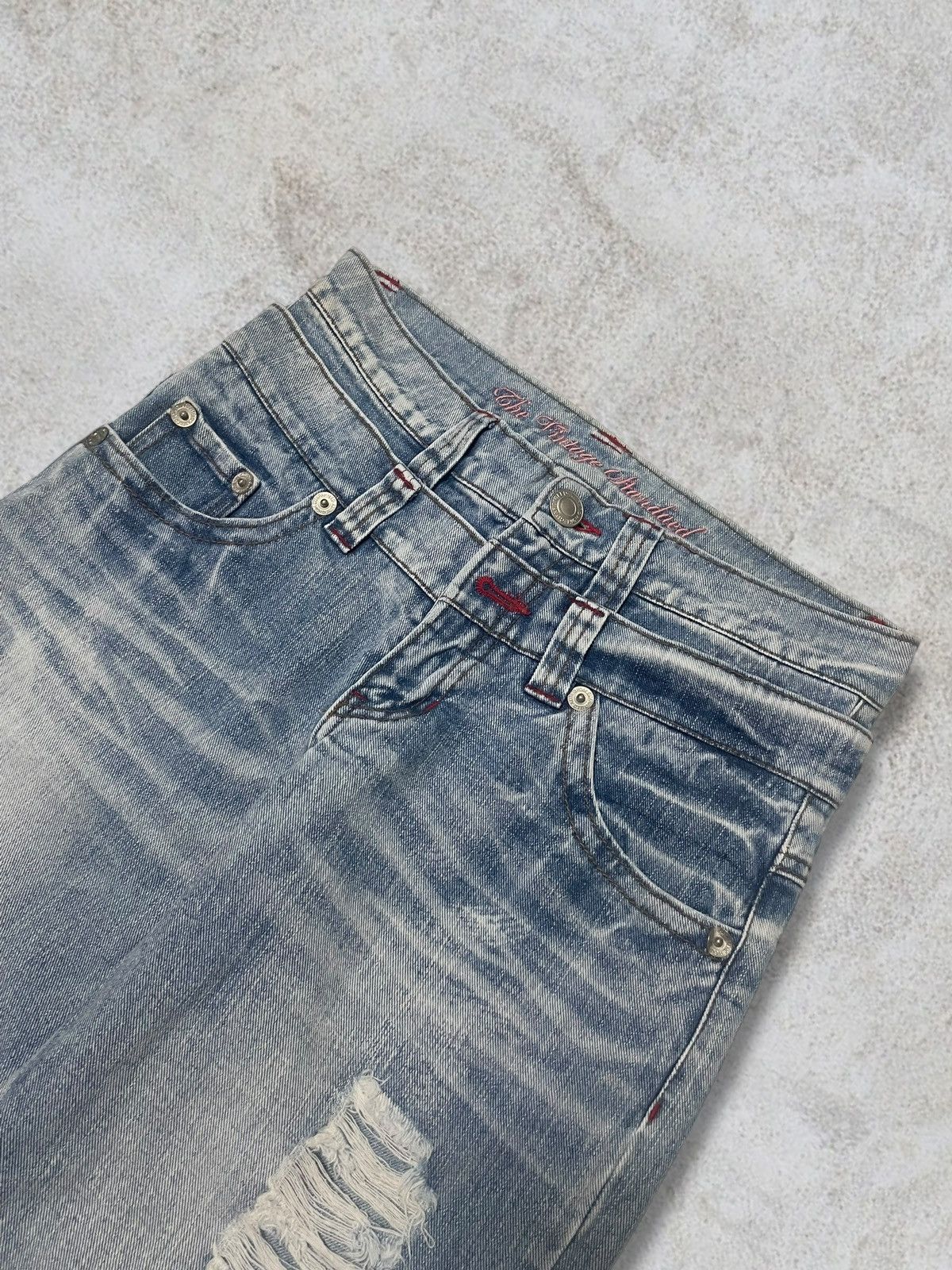 Japanese Brand Japanese Double Waist Spellout Embroidered Distressed Jeans Size 29" - 8 Thumbnail