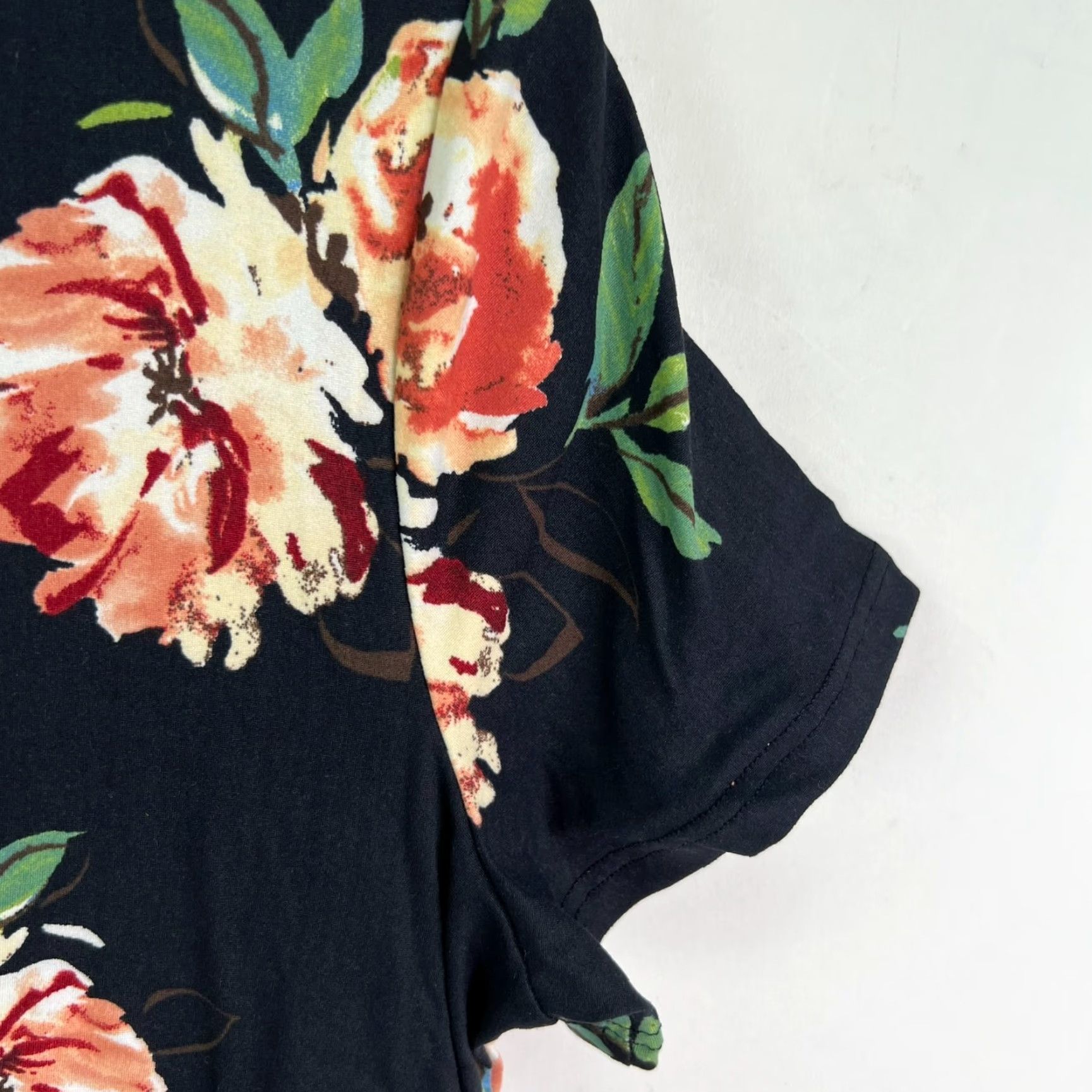 Vintage Agnes & Dora Relaxed Floral Top Womens XL Black NWT Ruffle Flutter Sleeve Round Neck Blouse Tunic Short Sleeve Size XL / US 12-14 / IT 48-50 - 2 Thumbnail