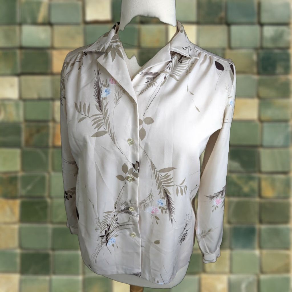 Vintage VINTAGE Floral Blouse Satin 70s 80s Button Up Shirt Top Collared Long Sleeve XL Size XL / US 12-14 / IT 48-50 - 1 Thumbnail