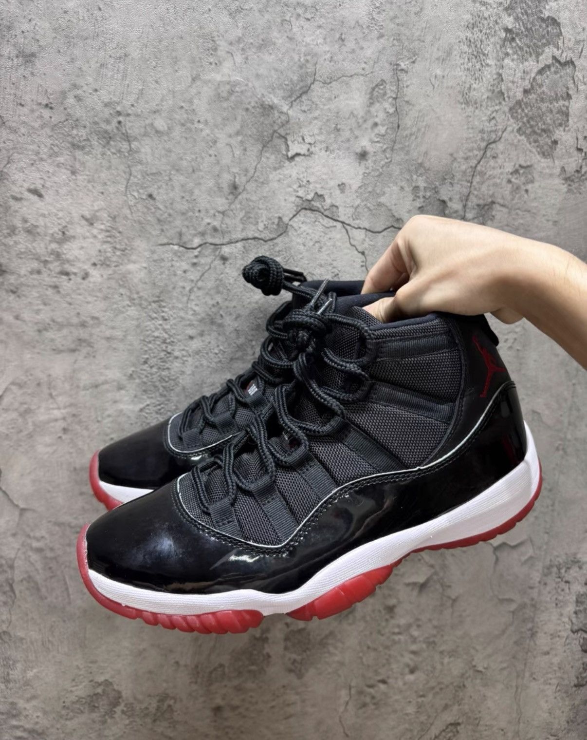 Nike Nike Air Jordan 11 Bred, Style Code 378037-061 K37 Size US 9 / EU 42 - 1 Thumbnail