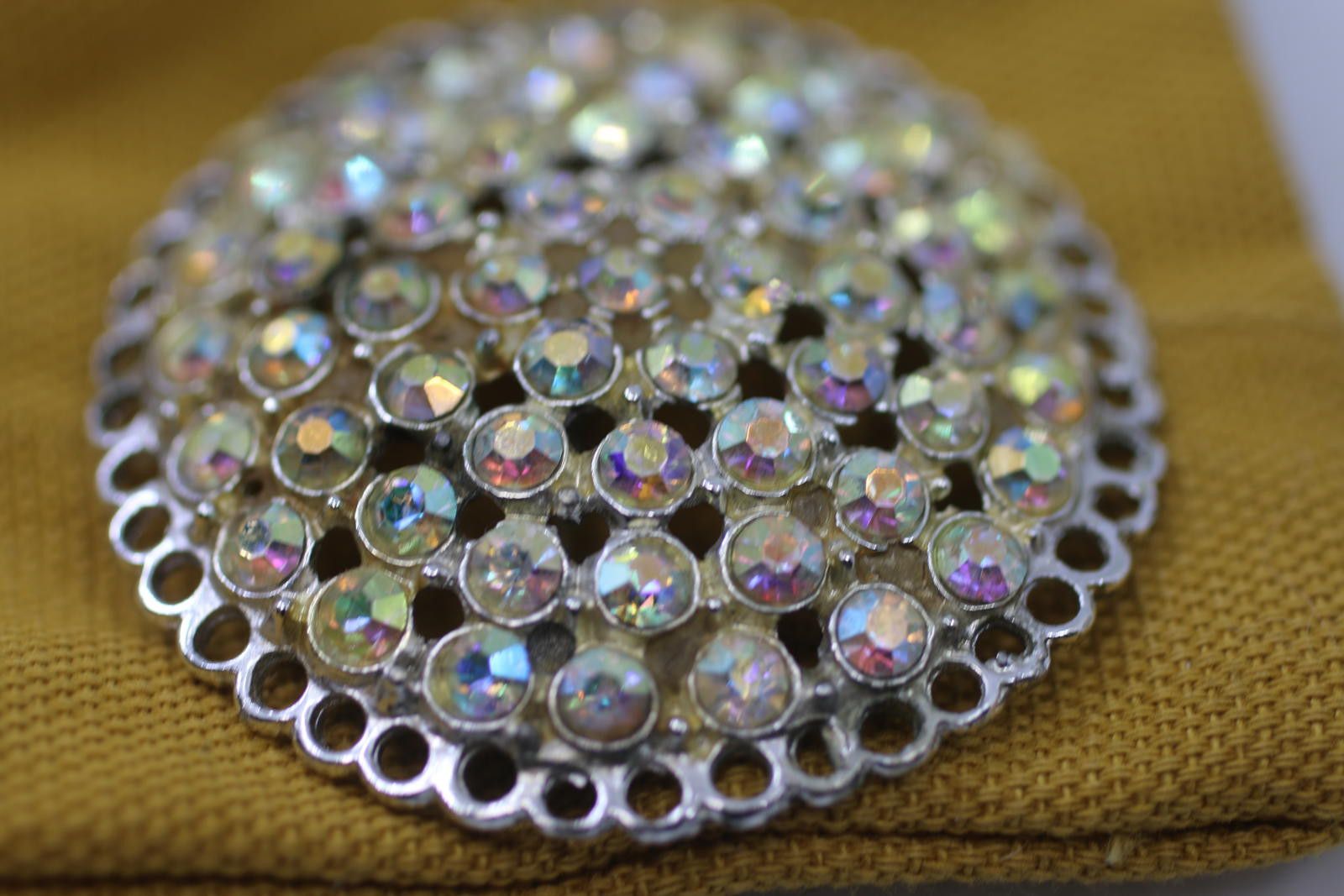 Unknown London Vintage Rhinestone Brooch Aurora Borealis Crystal SilverTone Size ONE SIZE - 1 Thumbnail
