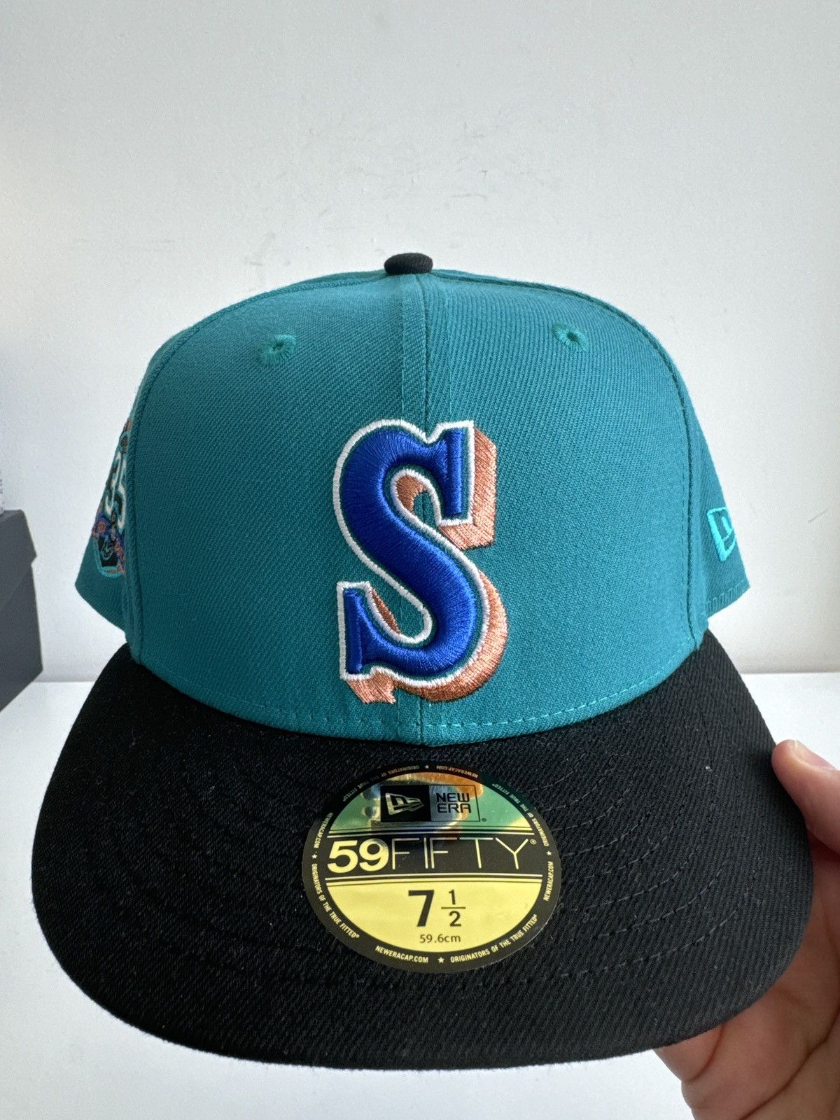 Hat Club × New Era Size 7 1/2 New Era Hatclub Ken Griffey Jr. Seattle Mariners Size ONE SIZE - 5 Thumbnail