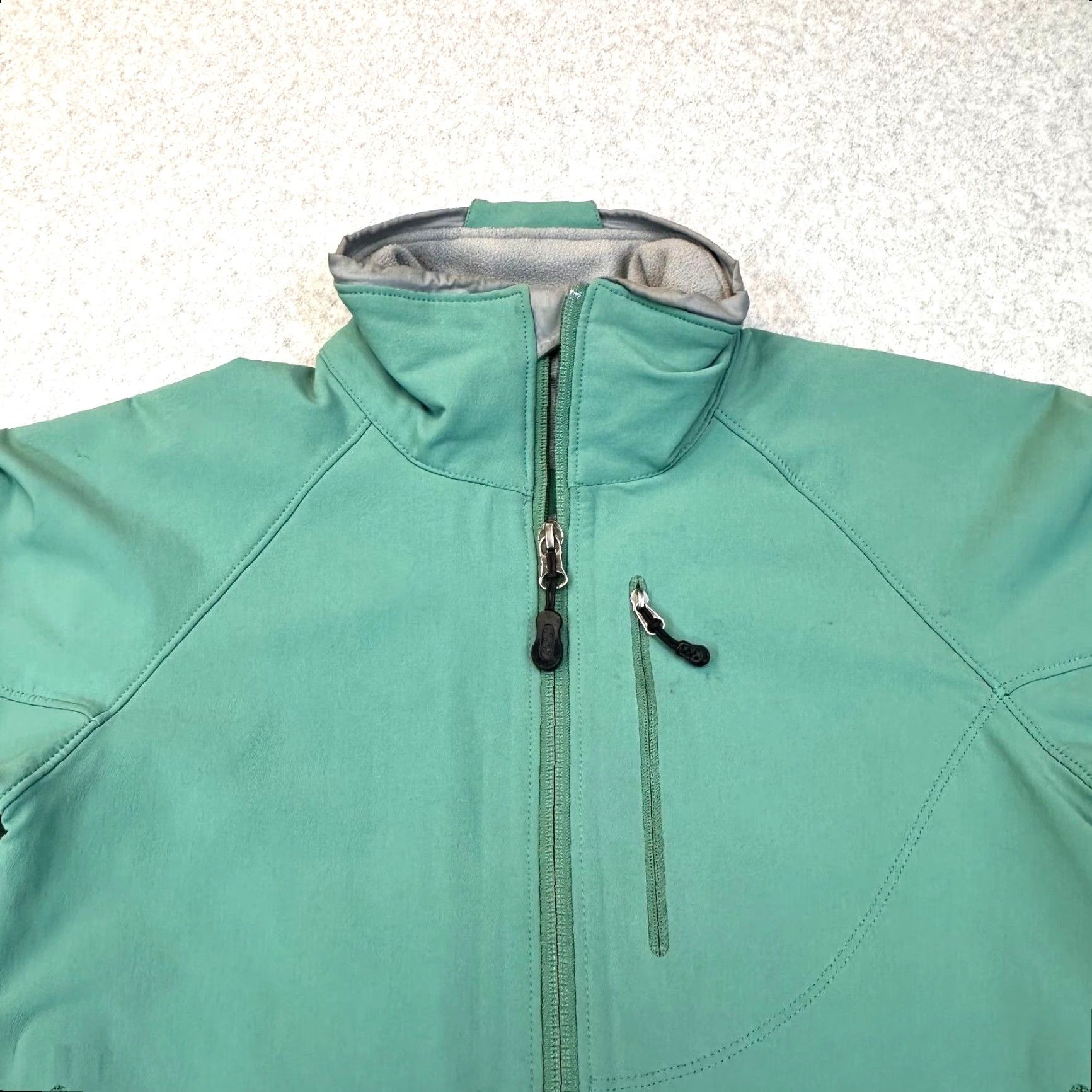 Patagonia Patagonia Womens Jacket XS Green Super Guide Soft Shell Full Zip Hiking 83160 Size XS / US 0-2 / IT 36-38 - 4 Thumbnail