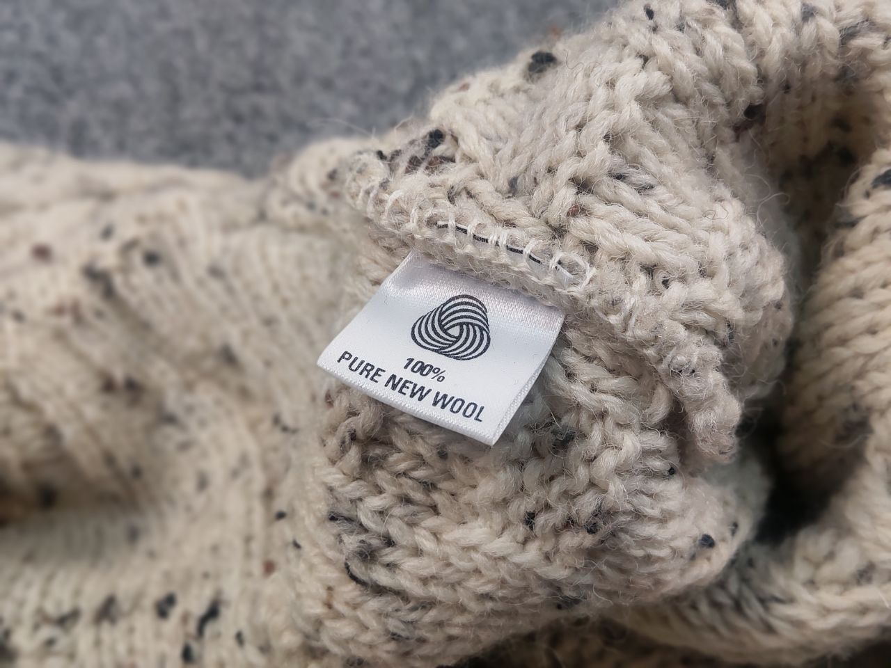 Vintage Inisfree Vintage Ireland Fisherman Cable Knit Sweater Inis Size US M / EU 48-50 / 2 - 11 Thumbnail