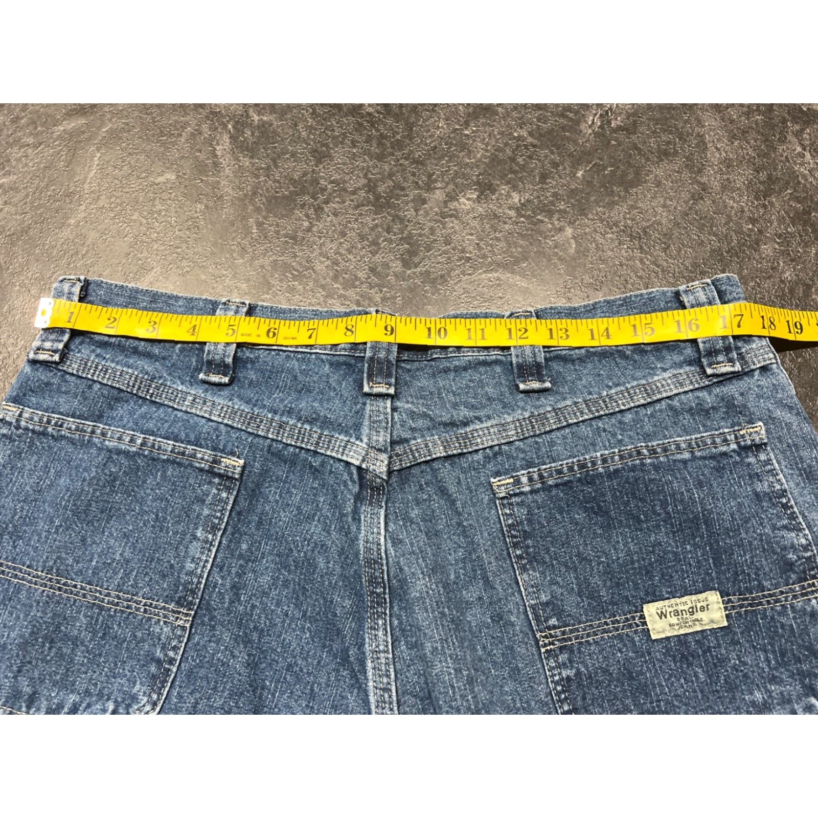 Wrangler W vintage Wrangler Cargo Jean Shorts Men’s 36 Blue Denim Casual Jorts Size US 36 / EU 52 - 5 Thumbnail