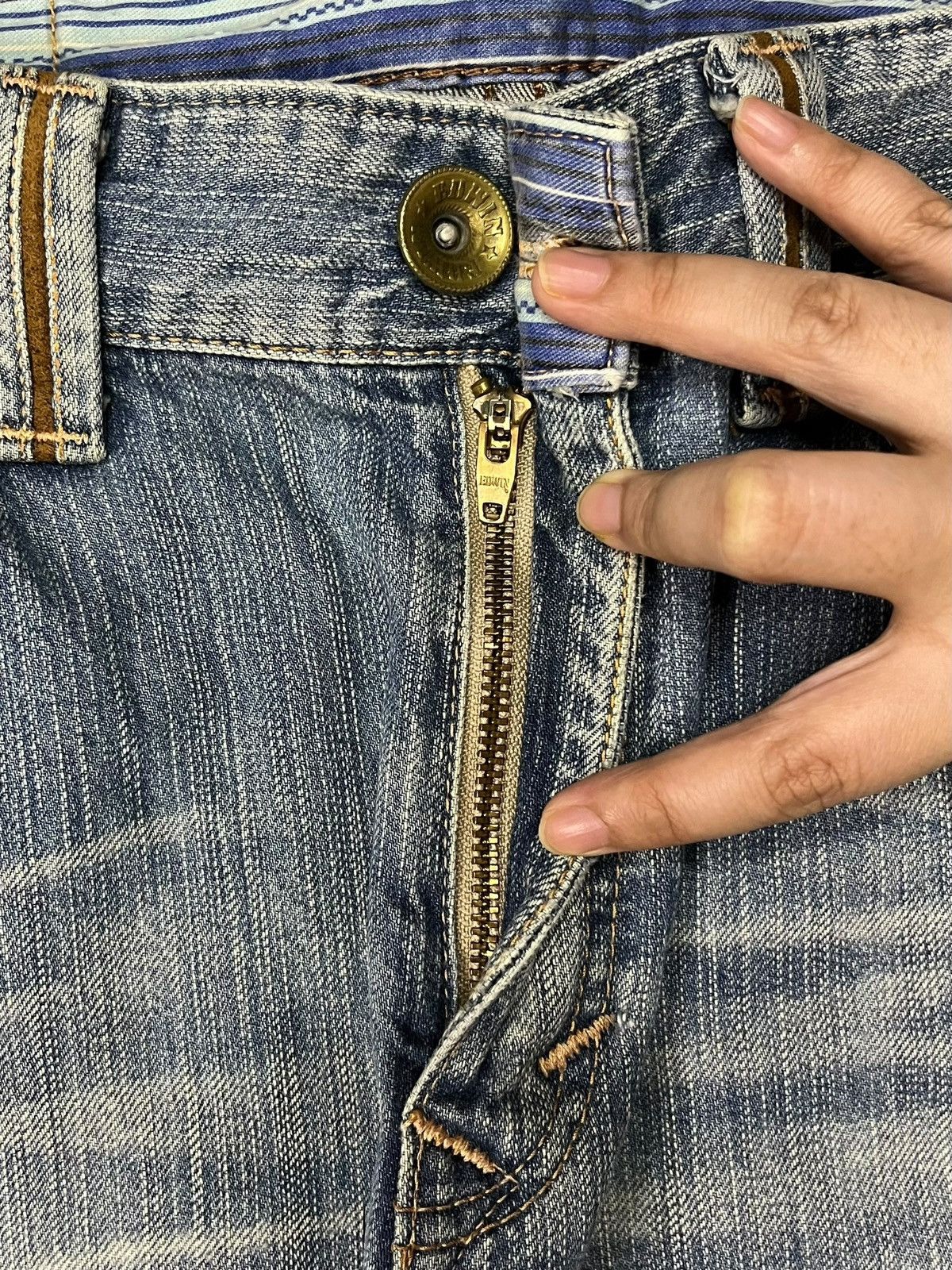 Edwin × Japanese Brand Exclusive Vintage Edwin Japan Light Wash Distressed Jeans Size US 34 / EU 50 - 3 Thumbnail