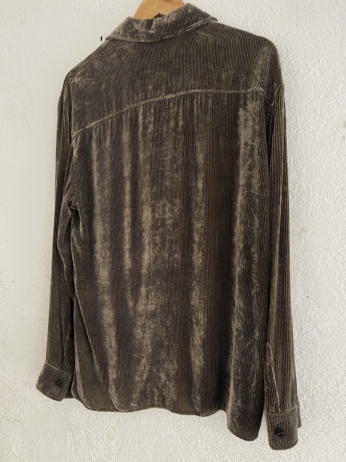 Giorgio Armani Giorgio Armani Corduroy Shimmer Button Shirt Size US L / EU 52-54 / 3 - 8 Thumbnail
