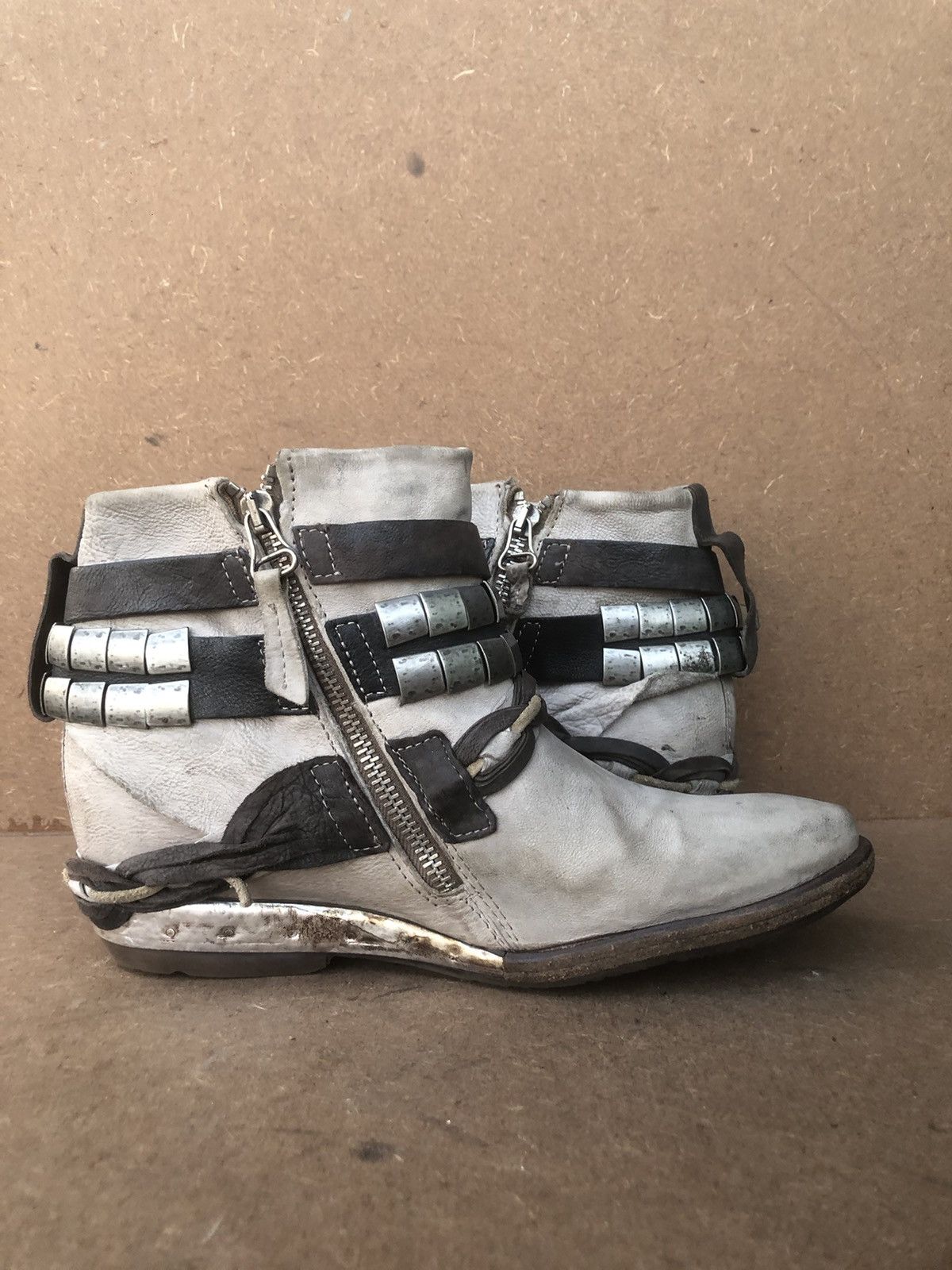 A.S.98 A.S 98 Grey Leather Women’s Ankle Boot Size 39 Size US 9 / IT 39 - 5 Thumbnail
