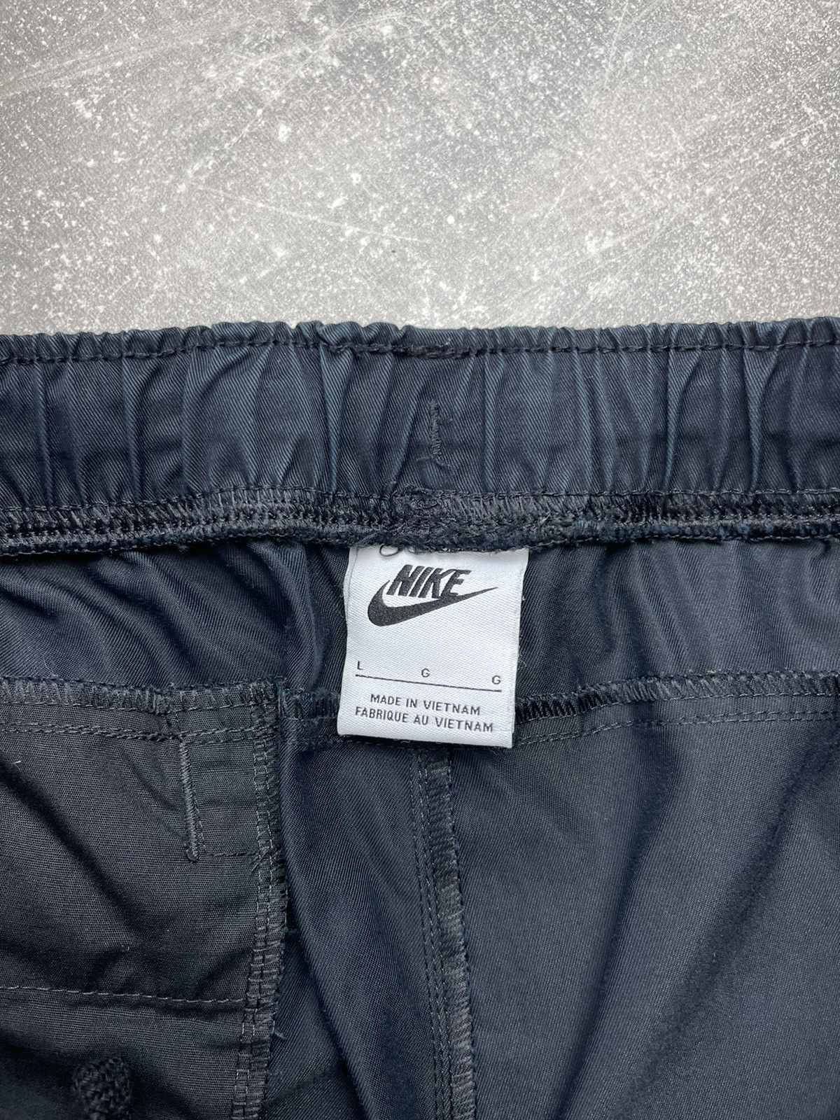 Nike × Vintage Nike Sportswear Pants L Black Cropped Fit VTG Style Size US 32 / EU 48 - 9 Thumbnail