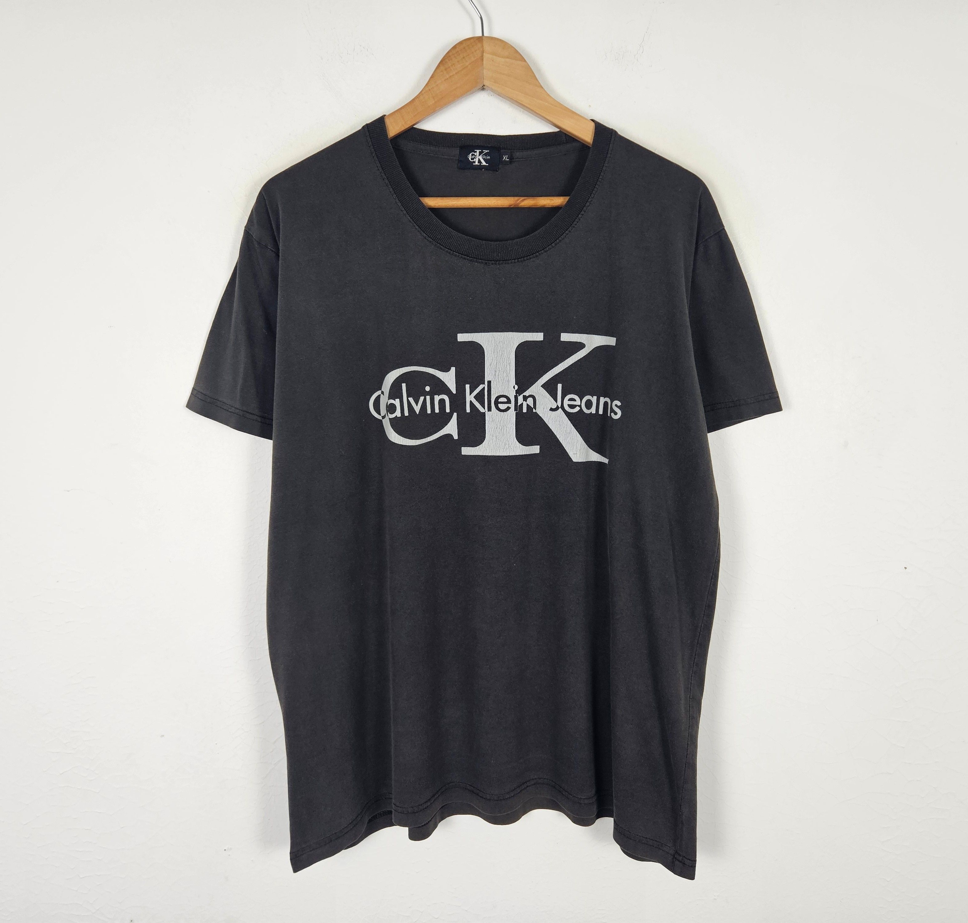Calvin Klein Vintage 1990’s Archive Calvin Klein logo Art Shirt Size US XL / EU 56 / 4 - 2 Thumbnail