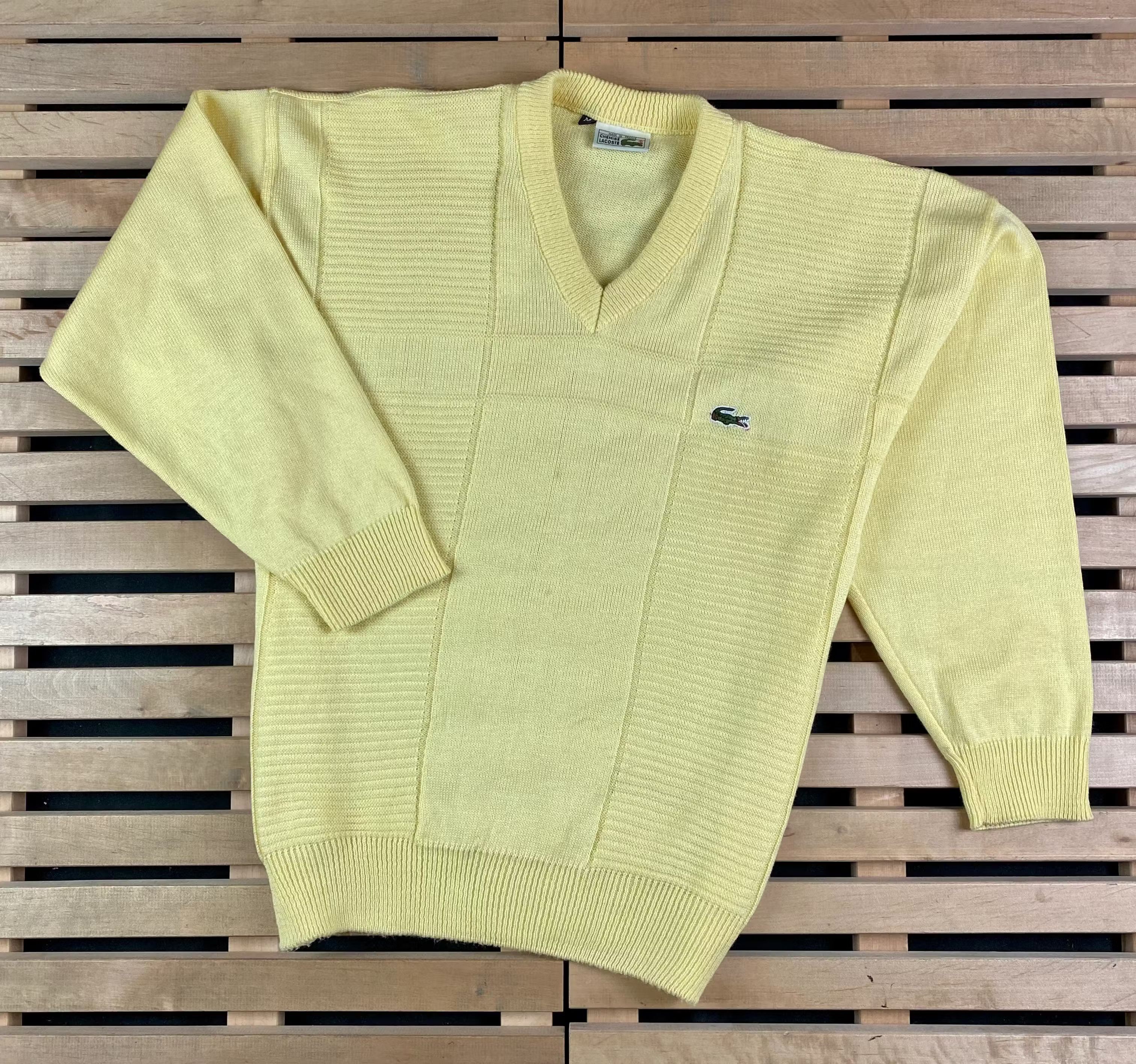 Lacoste × Vintage Men’s Sweater Lacoste Chemise Vintage Size M V-Neck Size US M / EU 48-50 / 2 - 1 Thumbnail