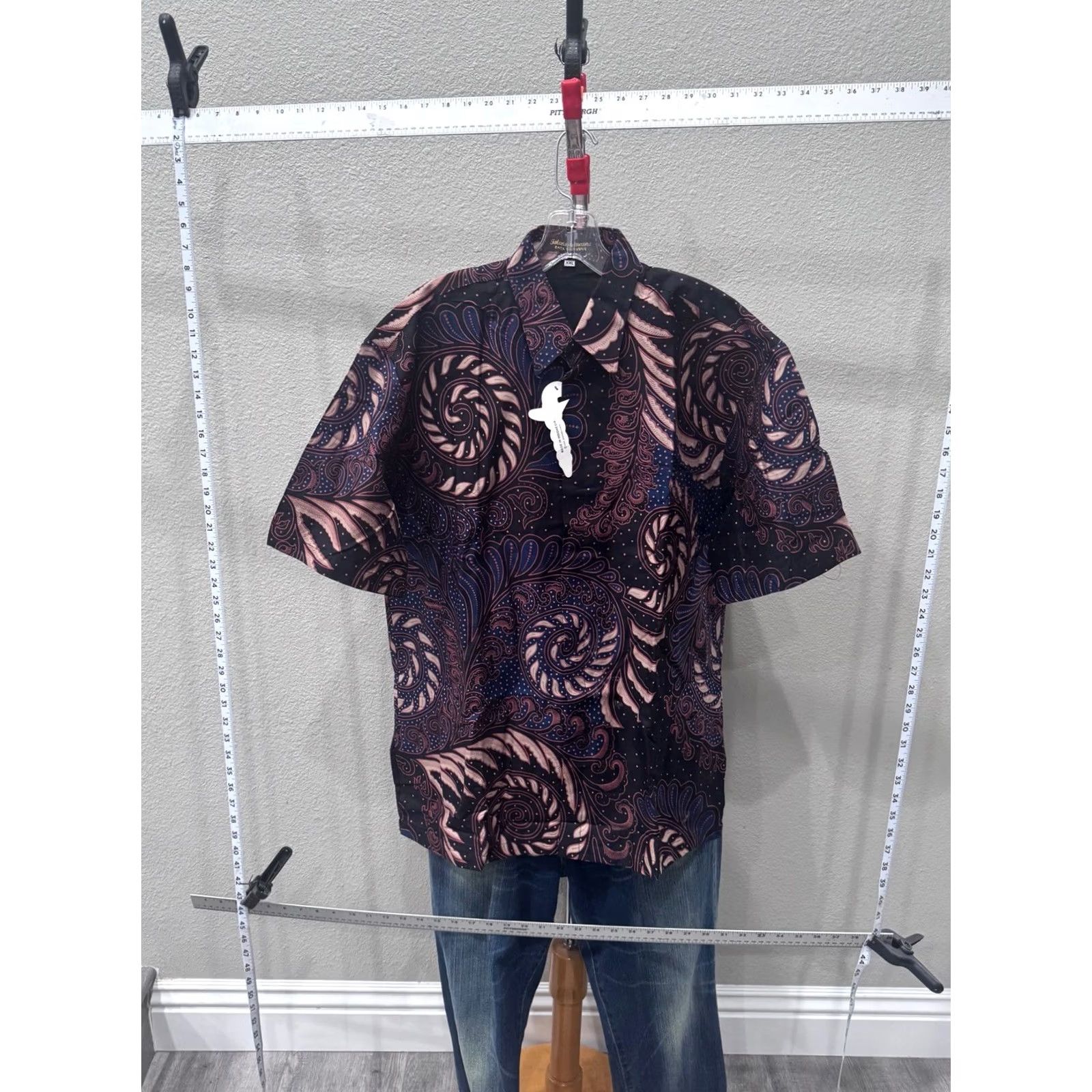 Nique NWT Talenta Kenana Batik Unique SHORT SLEEVE BUTTON UP SHIRT 2XL XXL Mens Multicolor Batik Kenana NWT Talenta Shirt Size US XXL / EU 58 / 5 - 3 Thumbnail