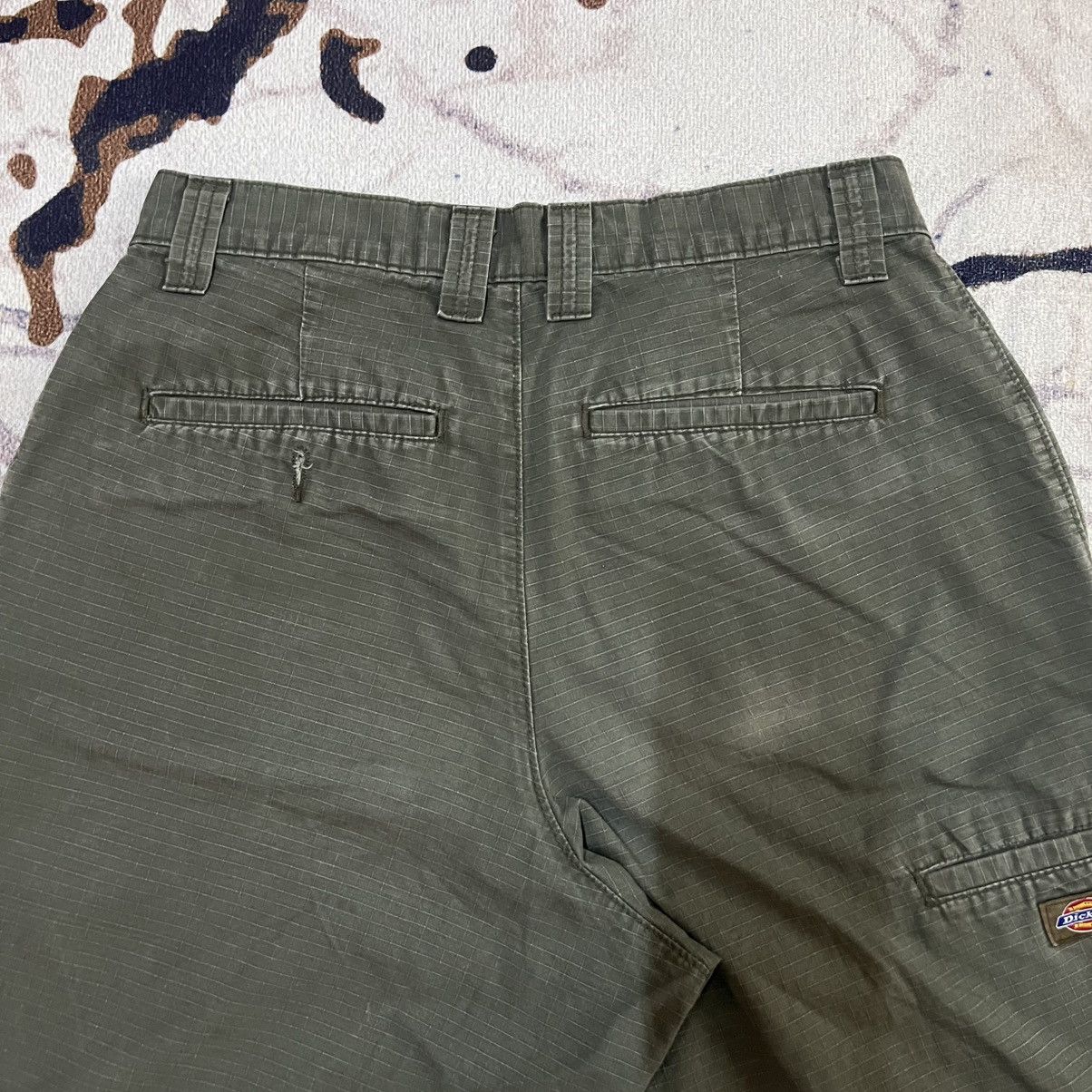 Dickies Vintage Dickies Work Shorts Olive Green Size US 30 / EU 46 - 5 Thumbnail
