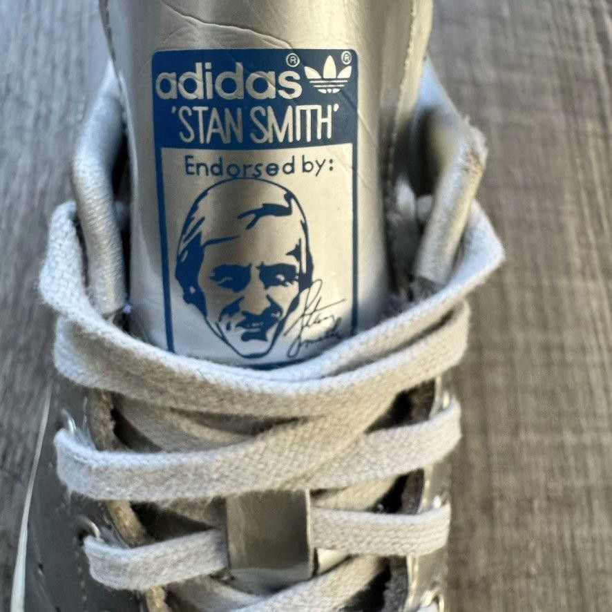 Adidas ADIDAS • Stan Smith "2019 Silver Metallic" (7.5M) Size US 7.5 / EU 40-41 - 6 Thumbnail