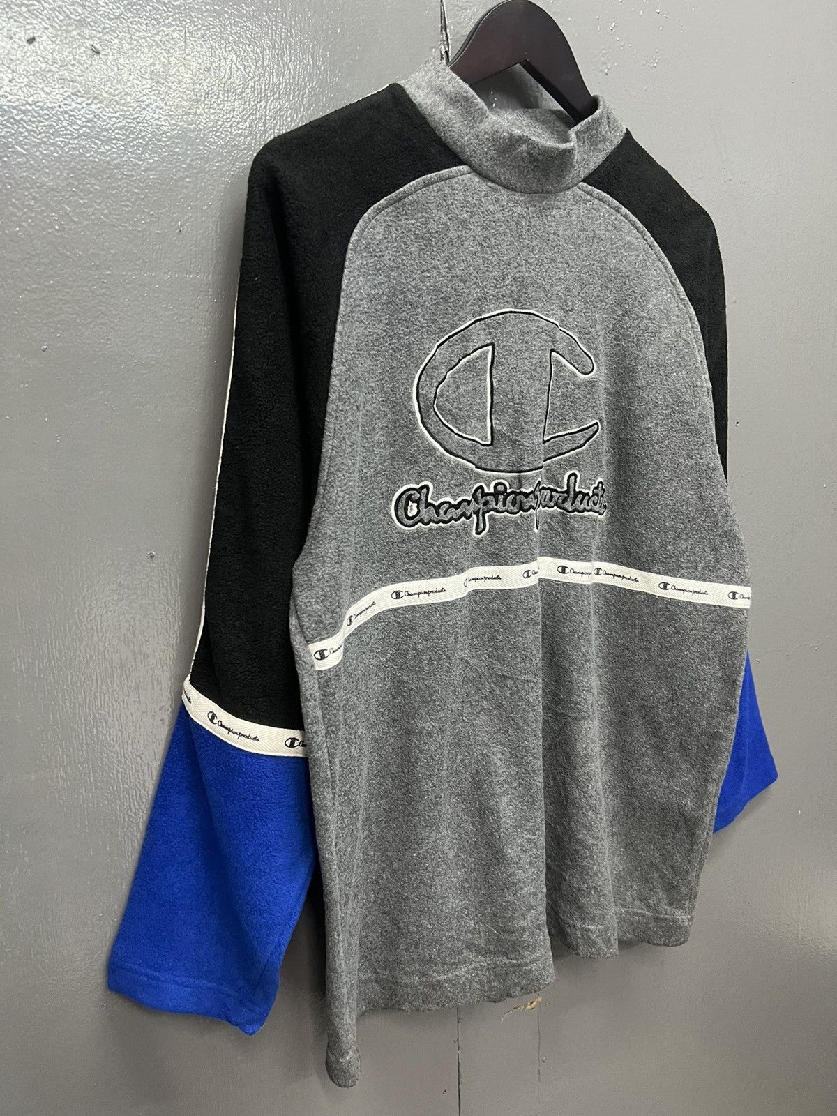 Champion VINTAGE CHAMPION SWEATSHIRT Size US L / EU 52-54 / 3 - 2 Thumbnail