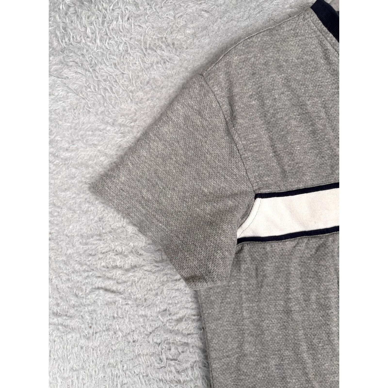 Tommy Hilfiger Tommy Hilfiger Shirt Adult Small Gray Short Sleeve V-Neck 100% Cotton READ Size US S / EU 44-46 / 1 - 3 Thumbnail