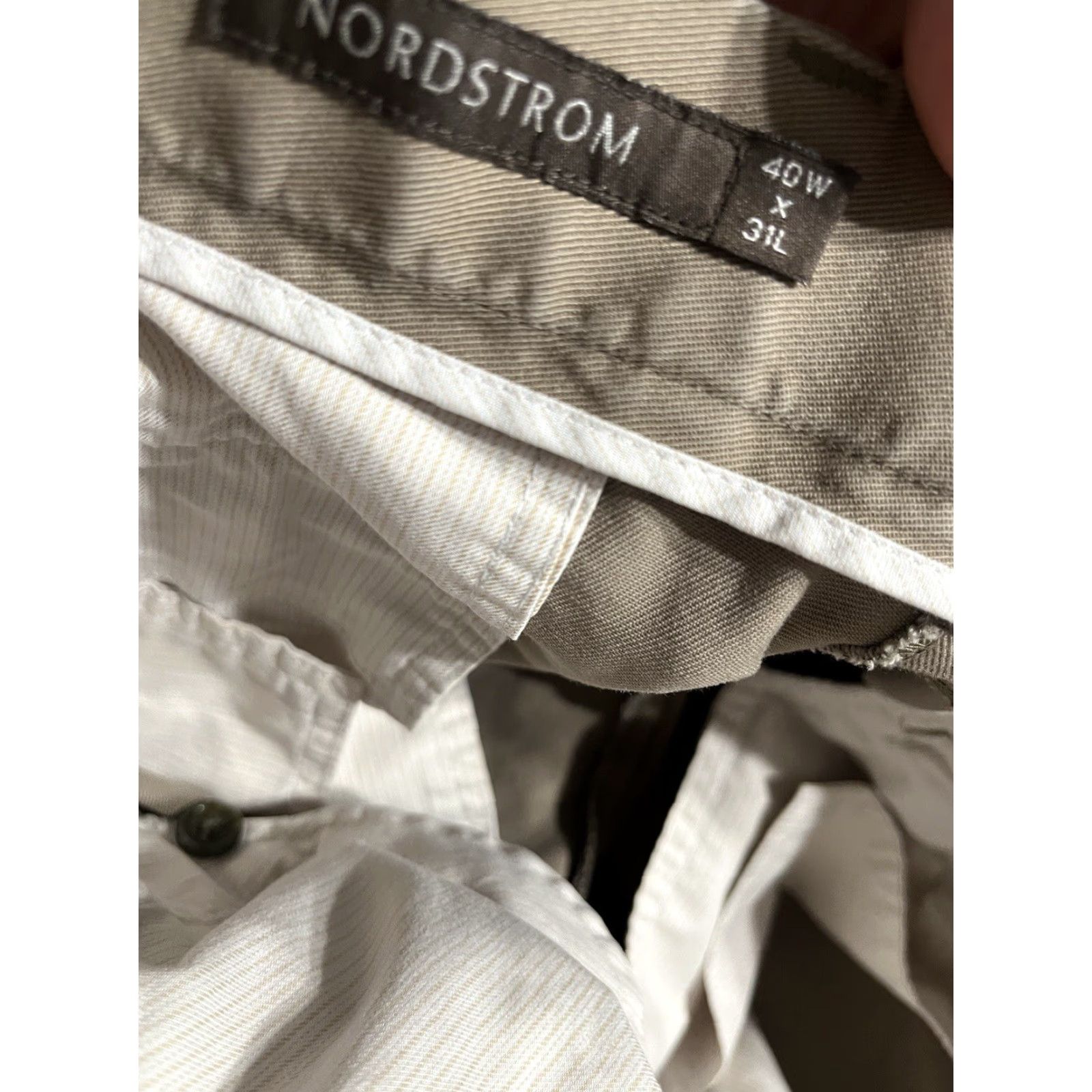 Nordstrom VINTAGE John W. Nordstrom Pleated Pants Size 40x31 Khaki Beige Cotton Polyester Tech-Smart Men Pants 40 Regular Inseam 31 Mens Size US 40 / EU 56 - 5 Thumbnail