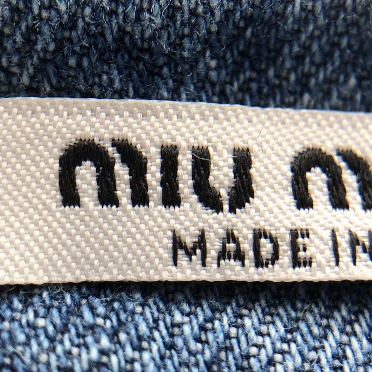 Miu Miu Miu Miu Rhinestone Denim Skirt Authentic K26WX Size 26" / US 2 / IT 38 - 7 Thumbnail