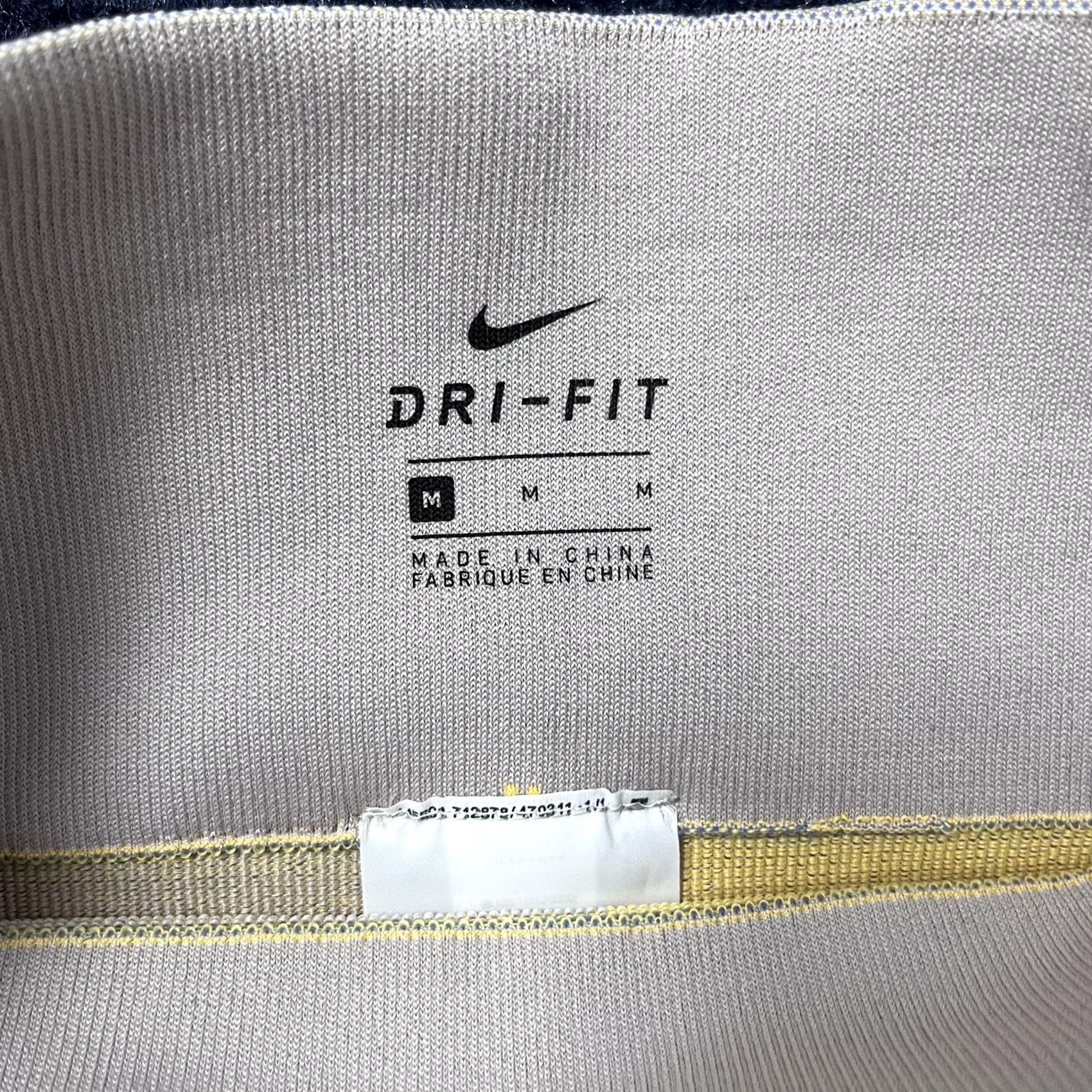 Nike Nike Dri-FIT Tight Fit Shorts Womens M Gray Yellow Colorblock Training Yoga Size 32" / US 10 / IT 46 - 3 Thumbnail