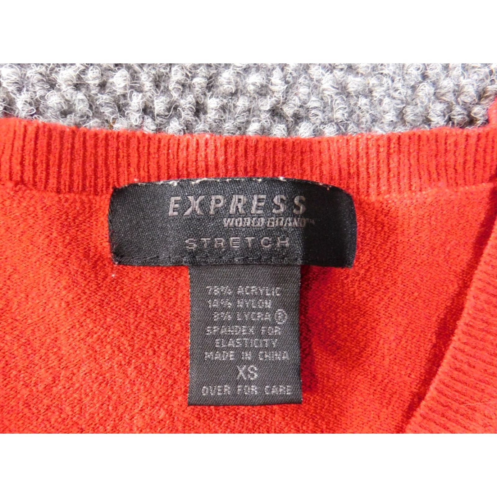 Express Express Sweater XS Womens Red Pullover V-Neck Regular Knit Stretch Nylon Acrylic Casual Size XS / US 0-2 / IT 36-38 - 5 Thumbnail