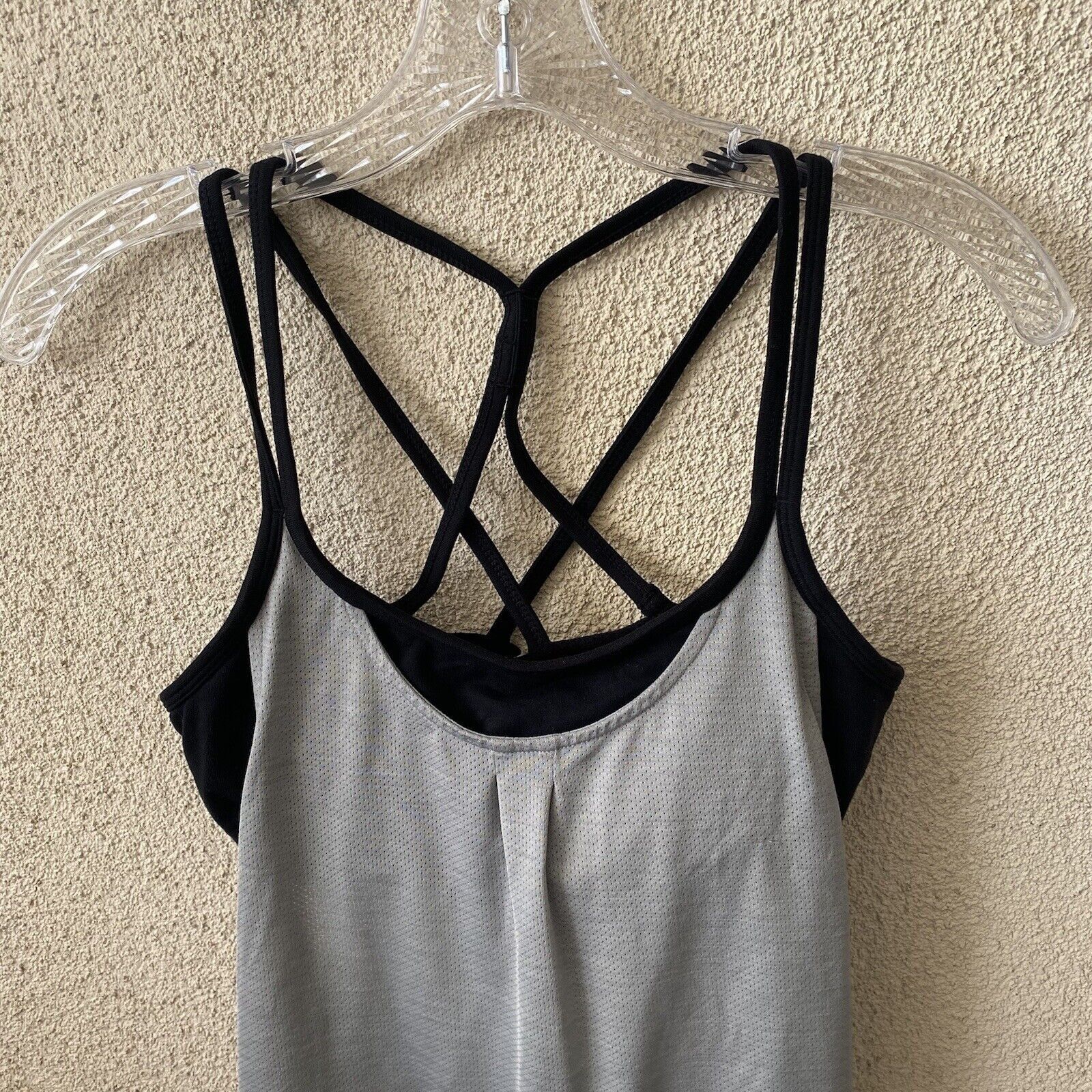 Athleta ATHLETA Womens Gray Black Full Force Built in Bra Perforated Size XS / US 0-2 / IT 36-38 - 2 Thumbnail