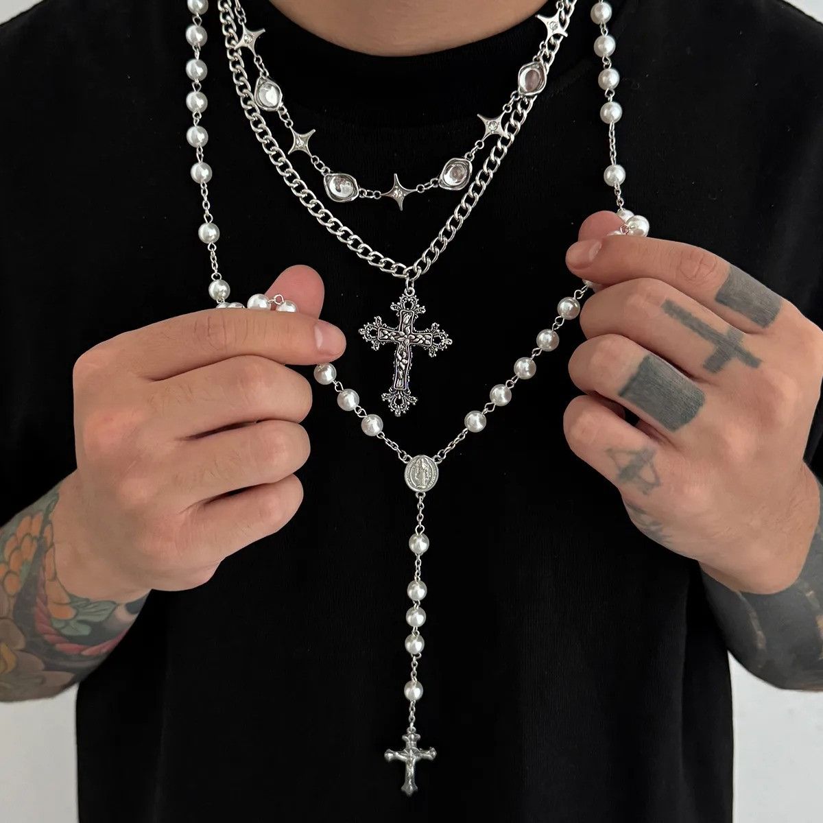 Vintage 4-Piece Set Cross Pendant Necklace Size ONE SIZE - 1 Thumbnail