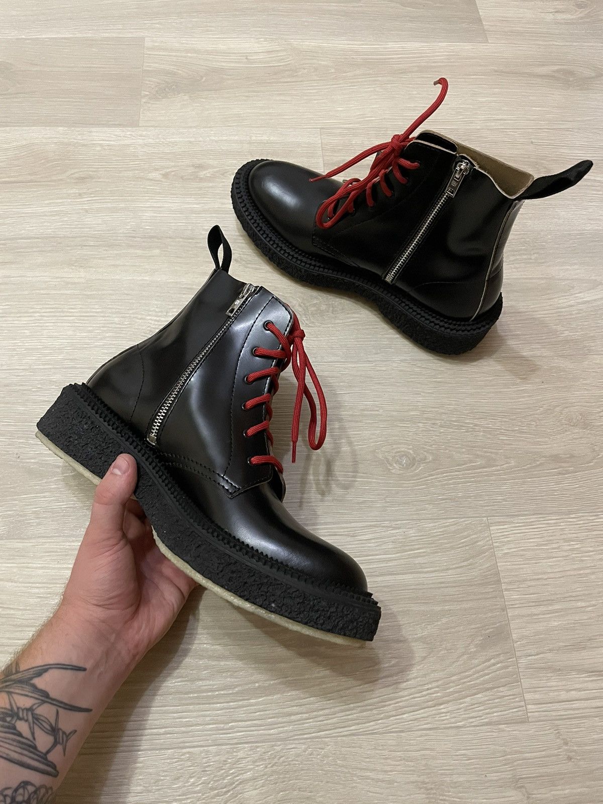 Giambattista Valli × H&M Giambattista valli x H&M leather  display picture 2