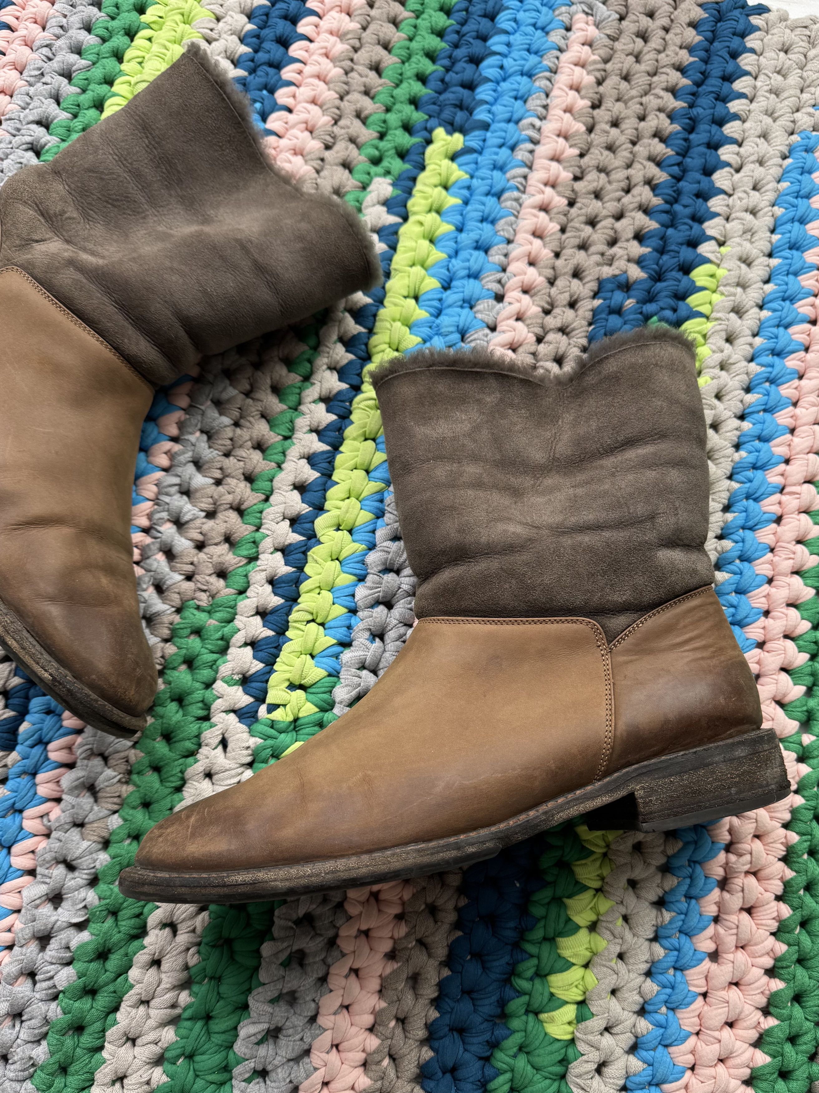 Salvatore Ferragamo Salvatore Ferragamo Leather/Real Sheepskin Boots (V247)(D10) Size US 9 / EU 42 - 3 Thumbnail