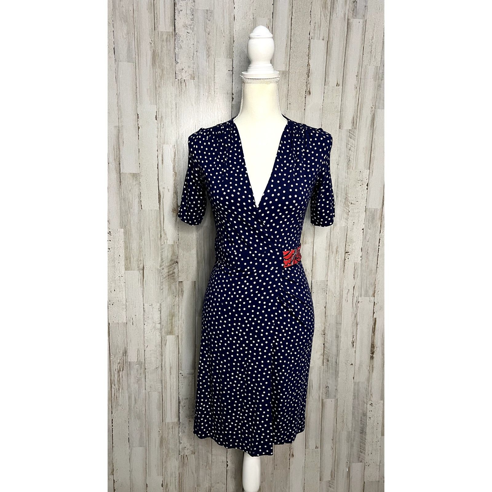 Lilly Pulitzer Lilly Pulitzer Adalie Wrap Dress XS Blue Polka Dot Size XS / US 0-2 / IT 36-38 - 2 Thumbnail