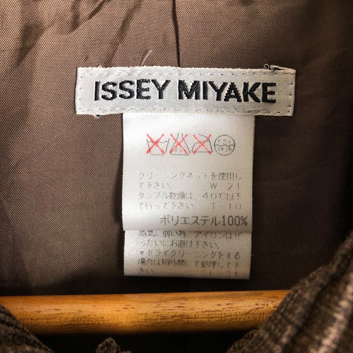 Pleats Please Issey Miyake Vintage Issey Miyake Pleats Please A/W 2008 Pleated Top Size M / US 6-8 / IT 42-44 - 10 Thumbnail