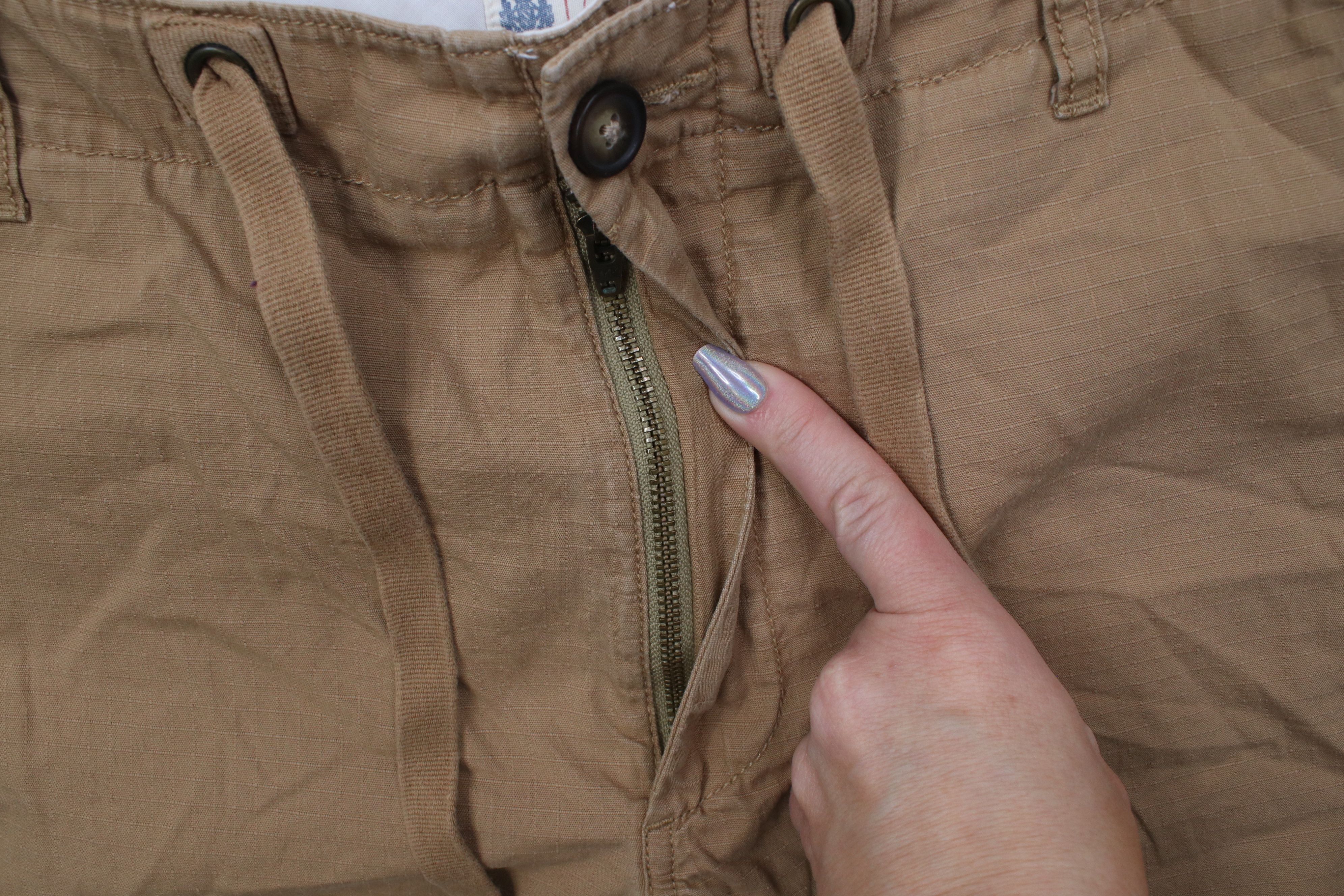 J.Crew Vintage Y2K J Crew Knee Ripstop Utility Shorts Beige Cotton Size US 34 / EU 50 - 5 Thumbnail