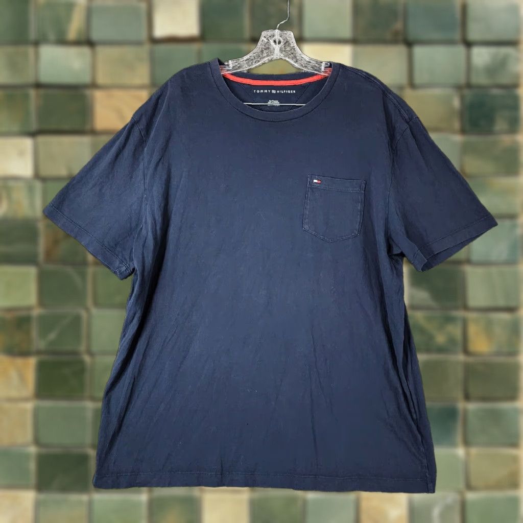 Tommy Hilfiger Tommy Hilfiger Mens Dark Blue Short Sleeve Tee XL Shirt Size Blue Men Size US 36 / EU 52 - 1 Thumbnail