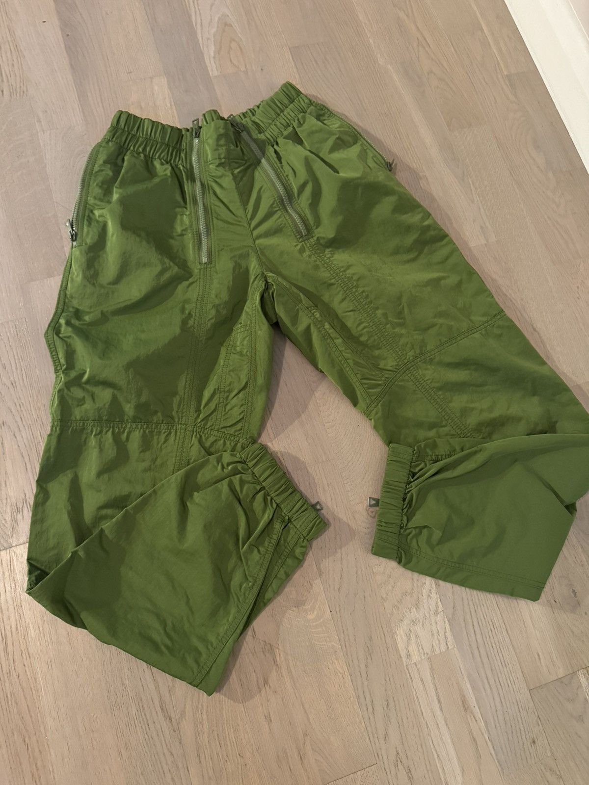 BOTTEGA VENETA nylon pants sizes in photos by tape measure