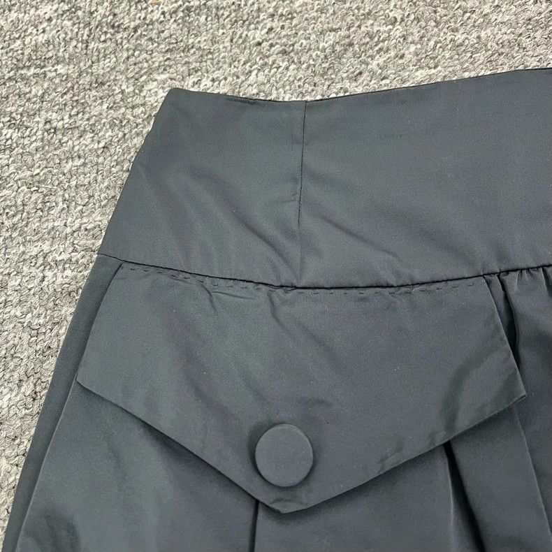 Louis Vuitton Louis Vuitton Black Bud Skirt Size 35" - 4 Thumbnail