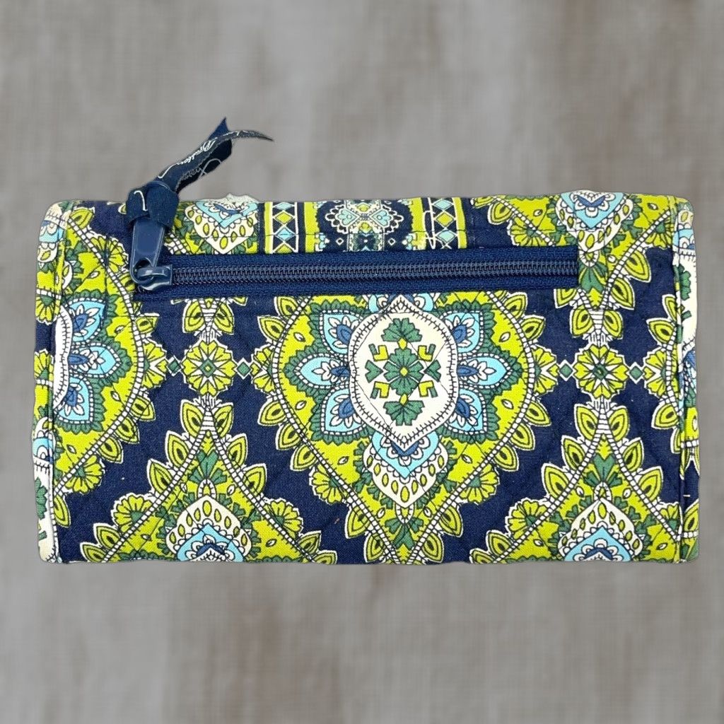 Vera Bradley Vera Bradley Wallet Cambridge Pattern Green Blue Folding Cards Cash Retired Size ONE SIZE - 1 Thumbnail