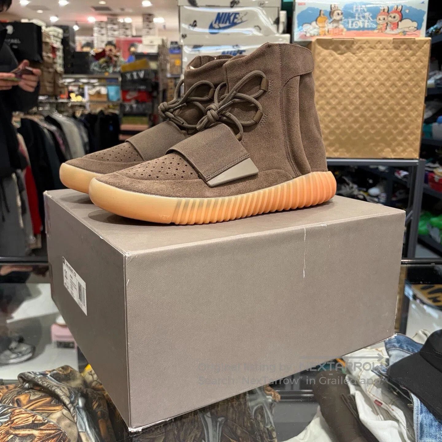 Yeezy adidas Yeezy Boost 750 Chocolate. Size US 11 / EU 44 - 1 Thumbnail