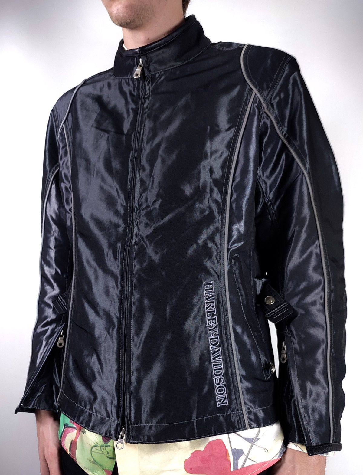 Harley Davidson Harley Davidson Reflective Nylon Biker Jacket Vintage 90s Size US L / EU 52-54 / 3 - 6 Thumbnail