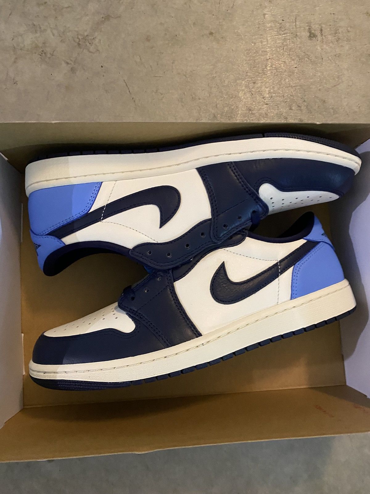 Jordan Brand Jordan 1 Low Obsidian Size US 10.5 / EU 43-44 - 1 Thumbnail